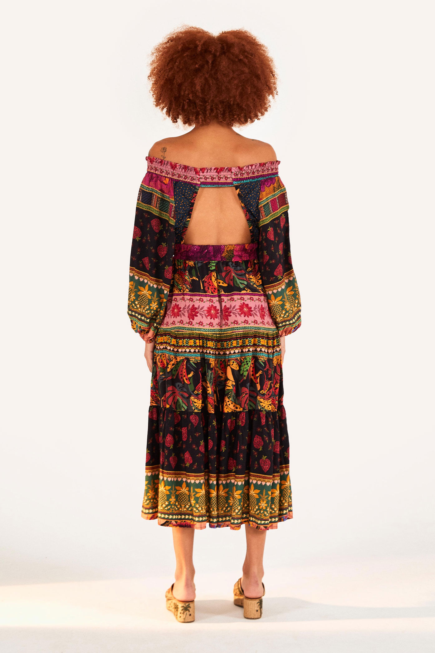 Vestido Cropped Com Manga Patch Lindeza