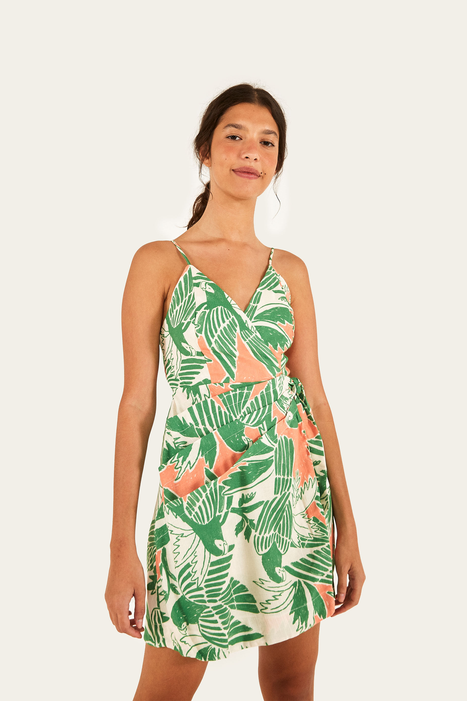 Vestido Curto Estampado Voo Das Cores