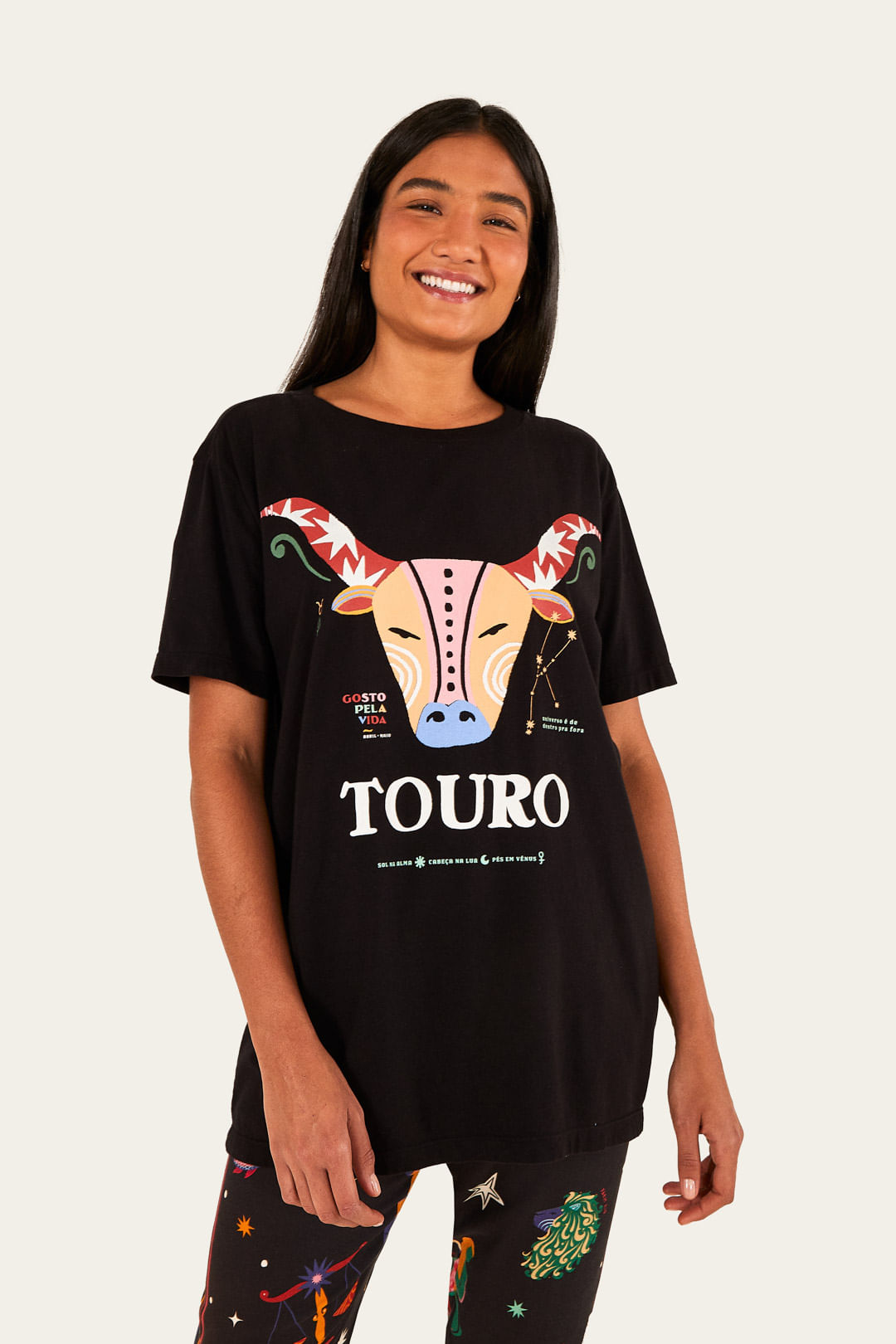 T-Shirt Média Estampada Signos Touro