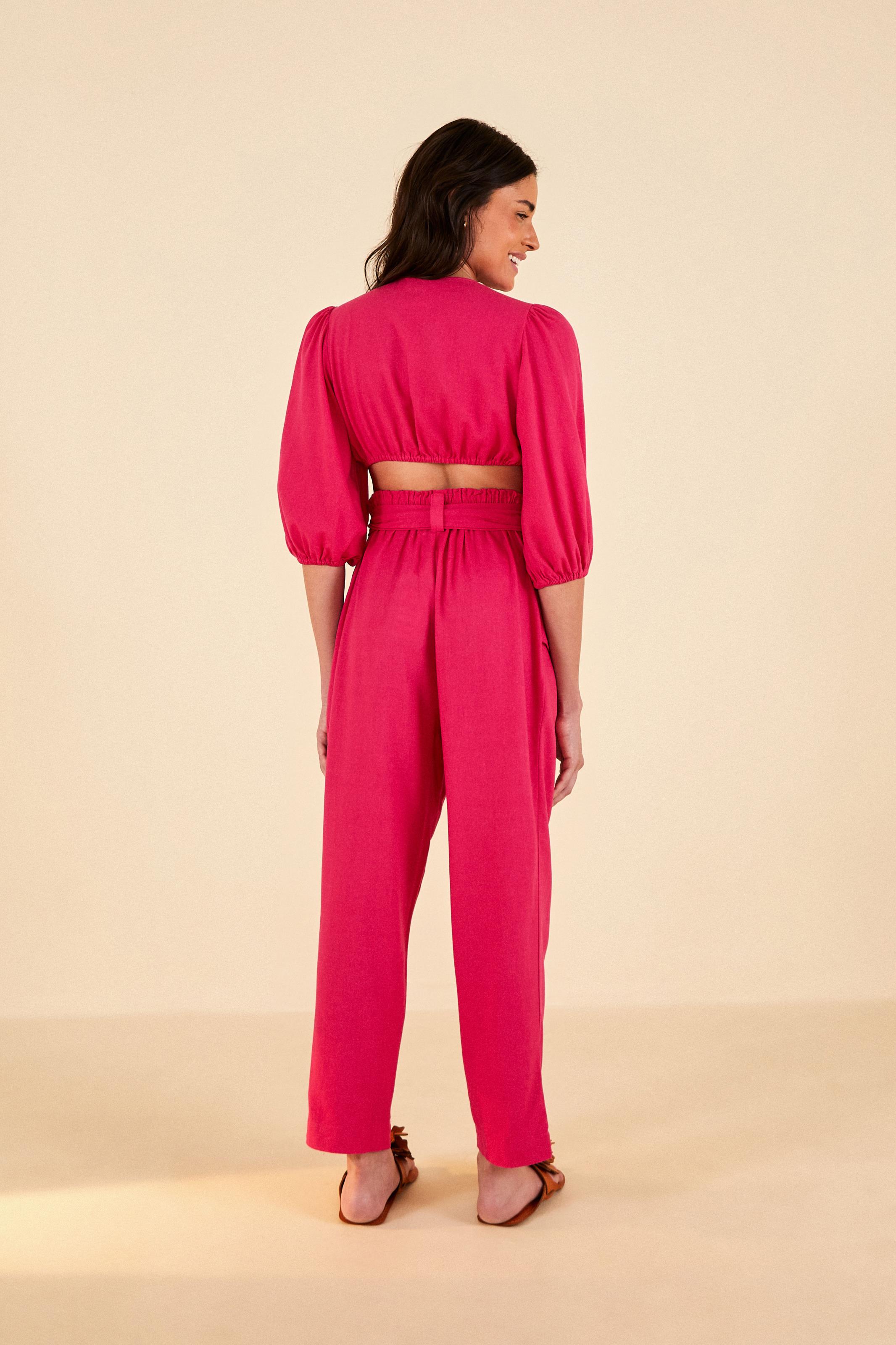 Blusa Cropped Com Recorte