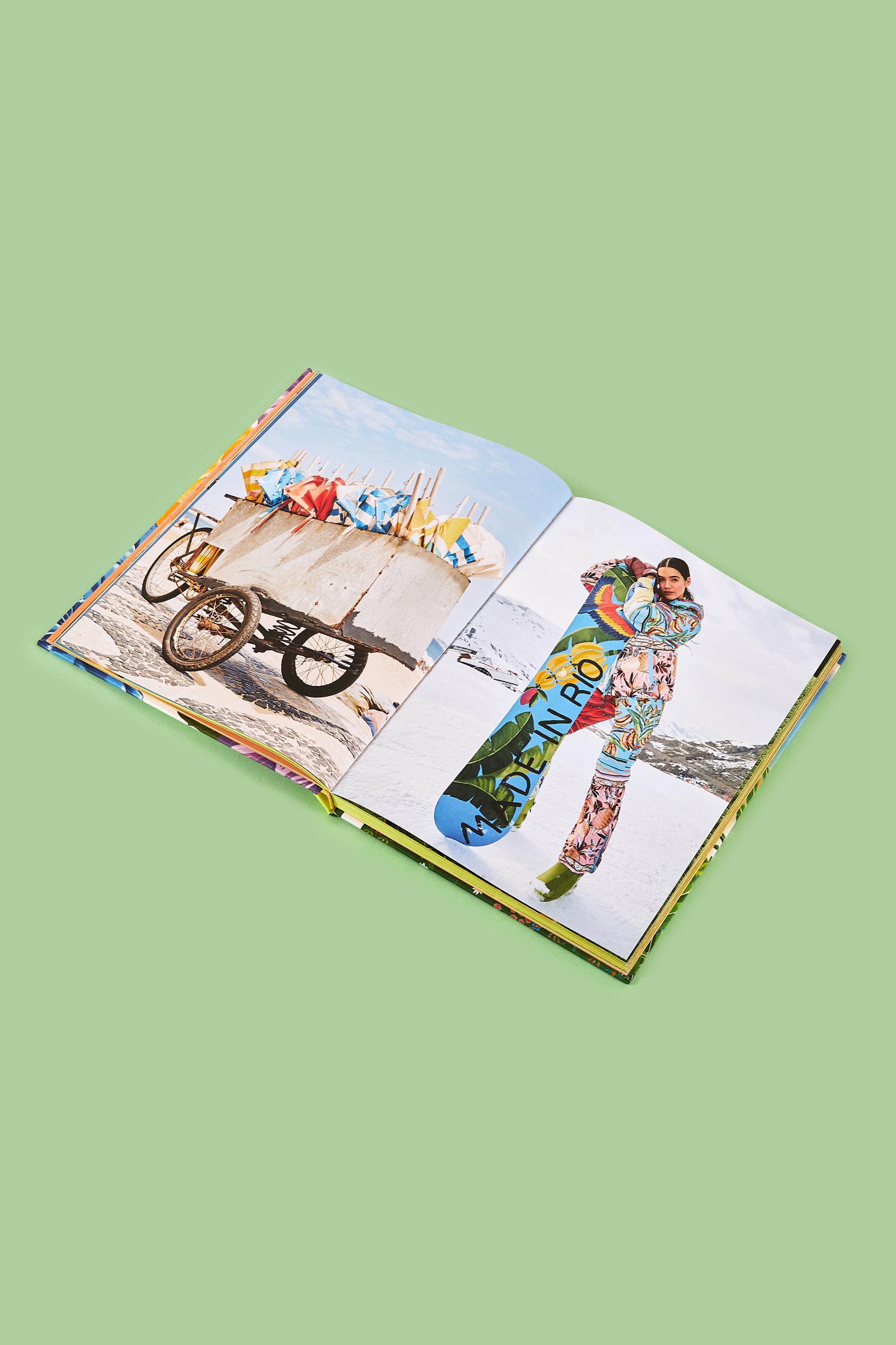 Livro 25 Anos De Alegria