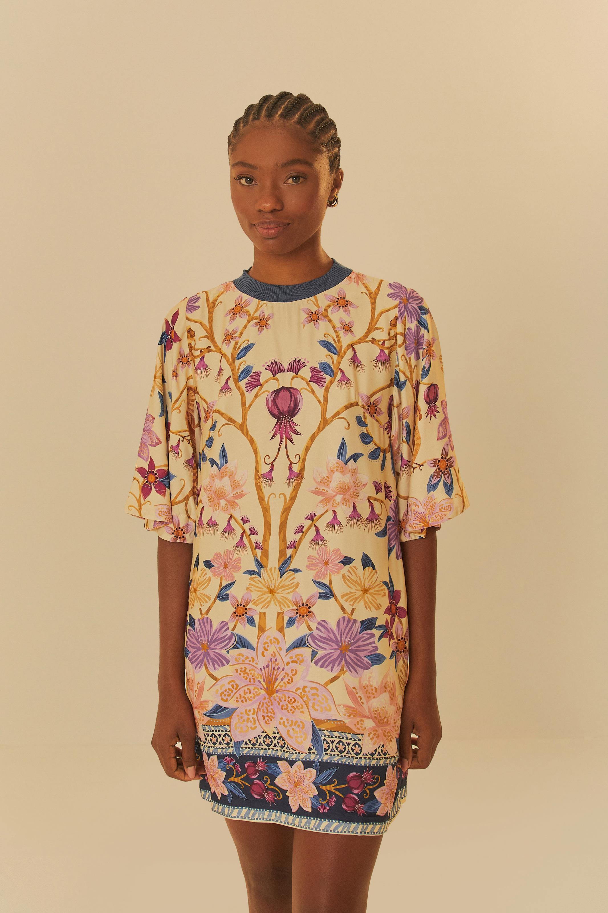 Vestido Curto Vestido Camiseta Farm Vestido Curto Estampado Flor