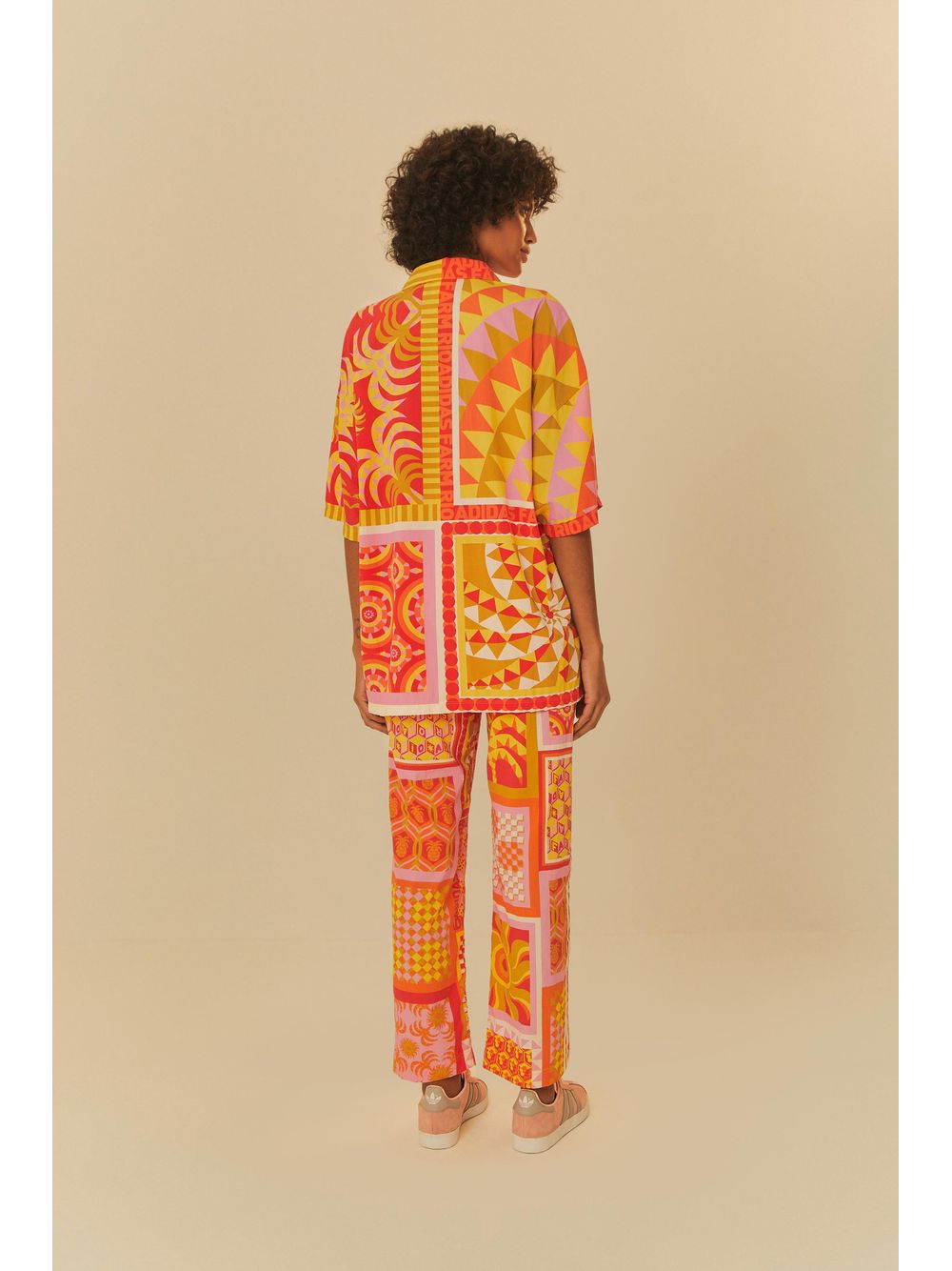 Farm — Calça Adidas Solar Kaleidoscope Rosa