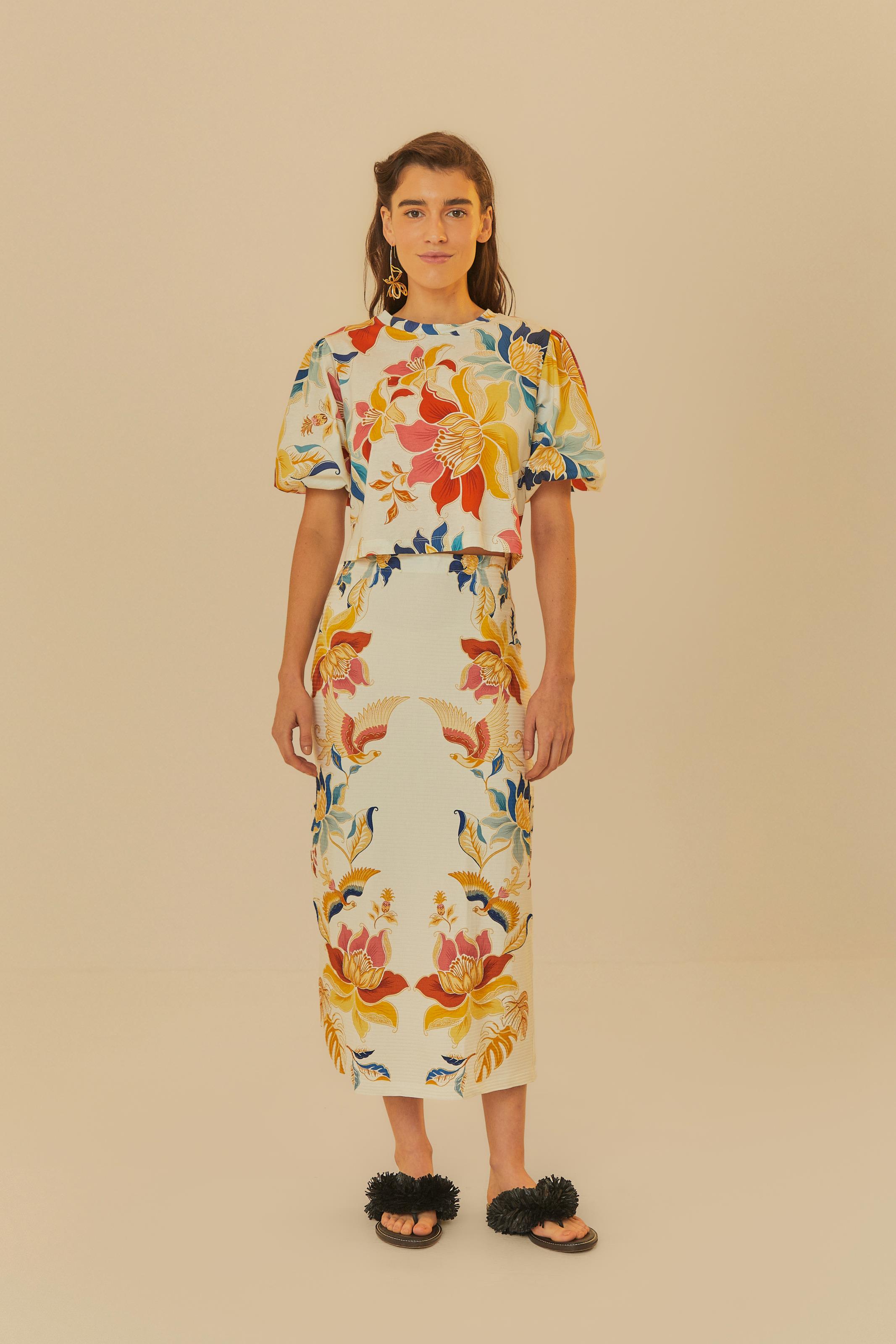 T-Shirt Cropped Estampada Floral Majestoso