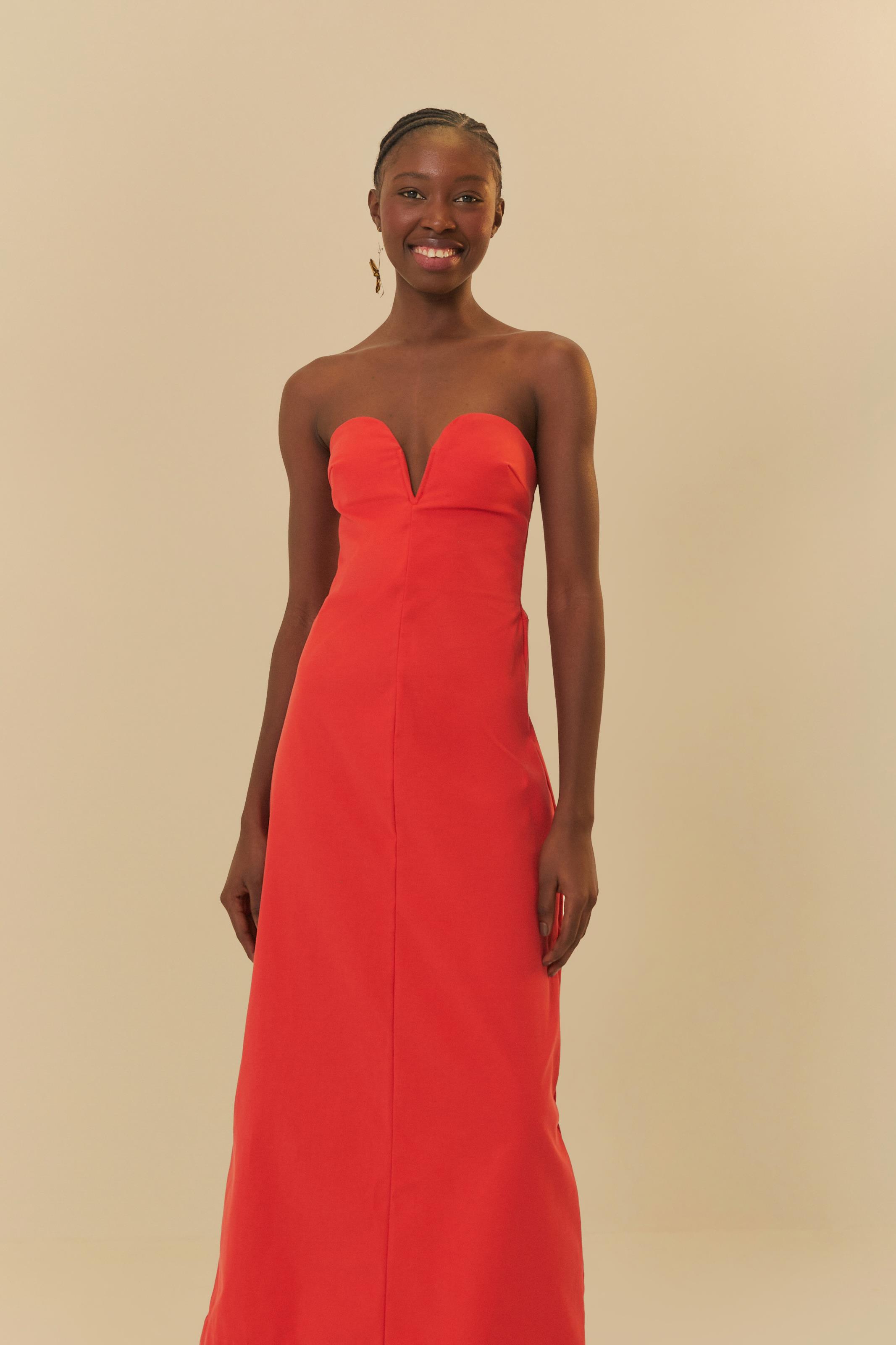 Vestido Reto Decote