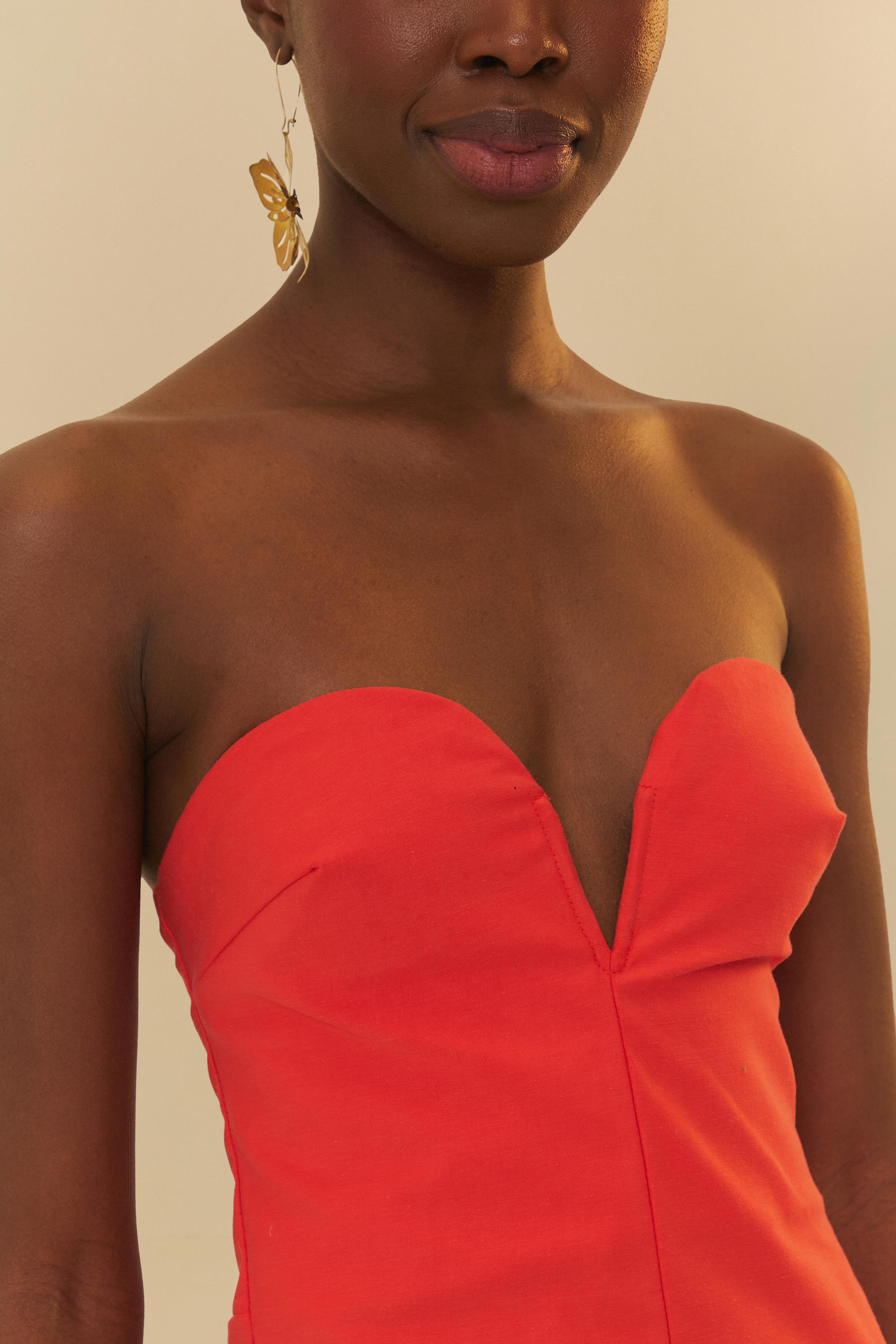 Vestido Reto Decote