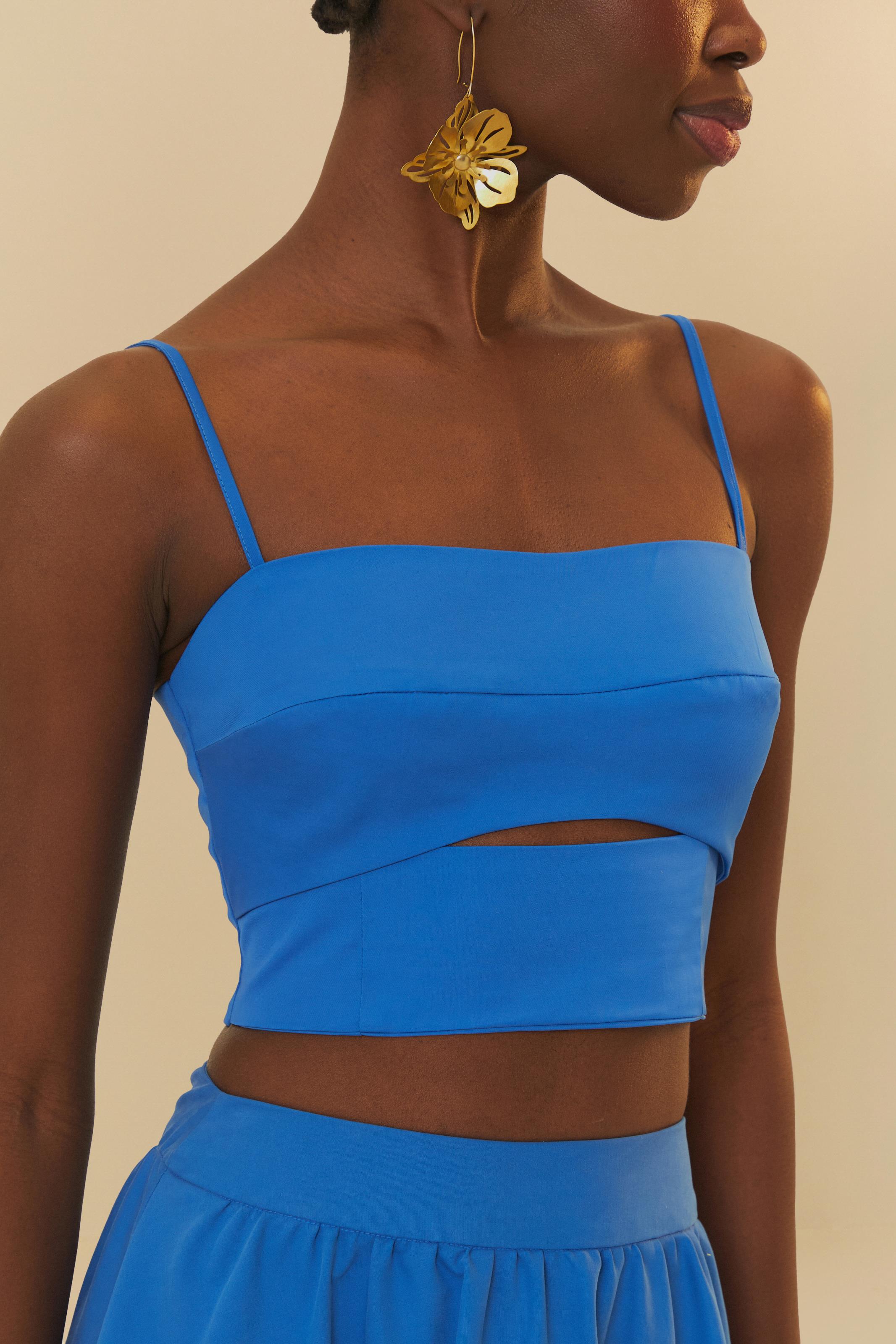 Blusa Cropped Recortes