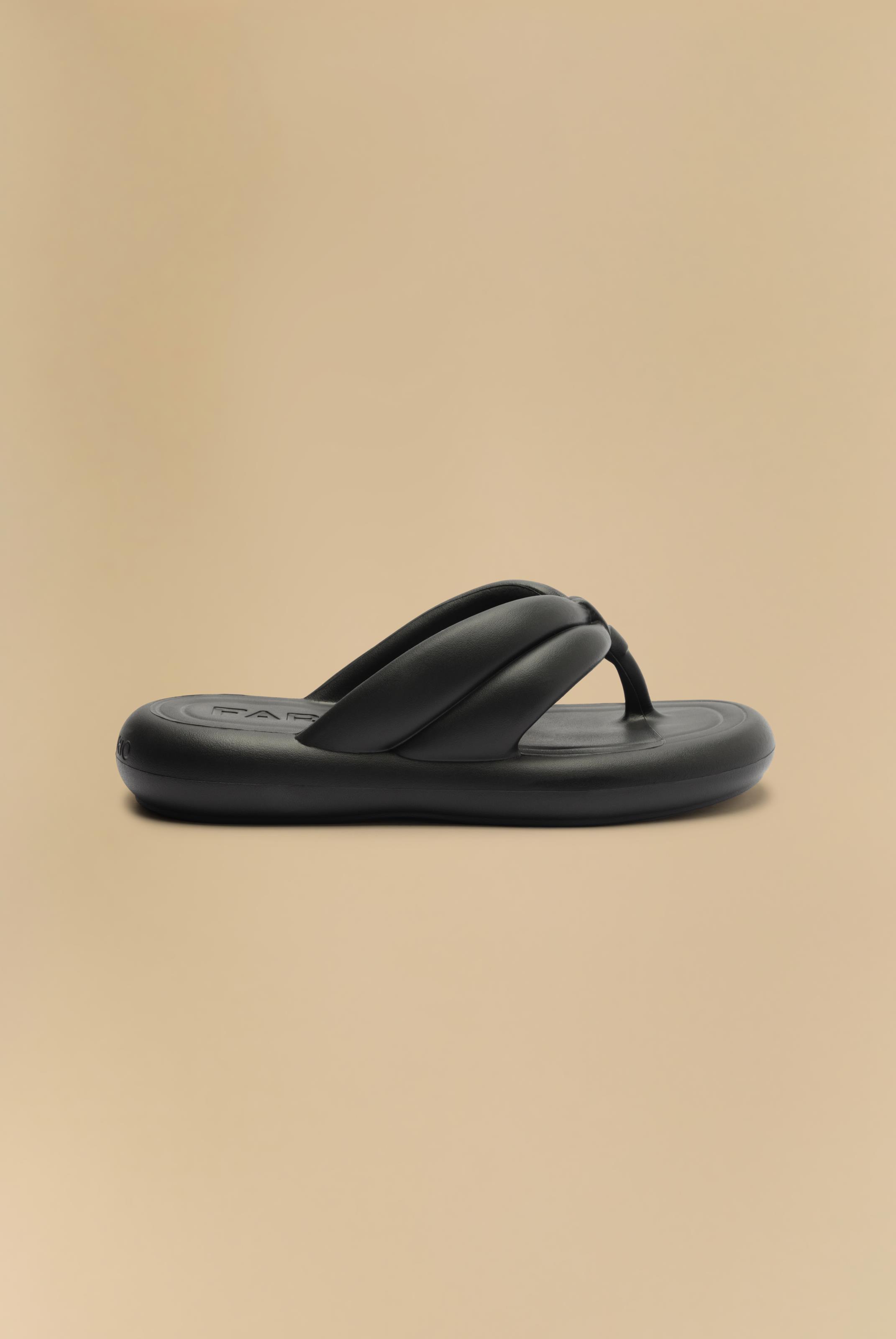 FARM*新シューズライン**Ape**トング*Chinelo Katita Preto Chinelo Katita