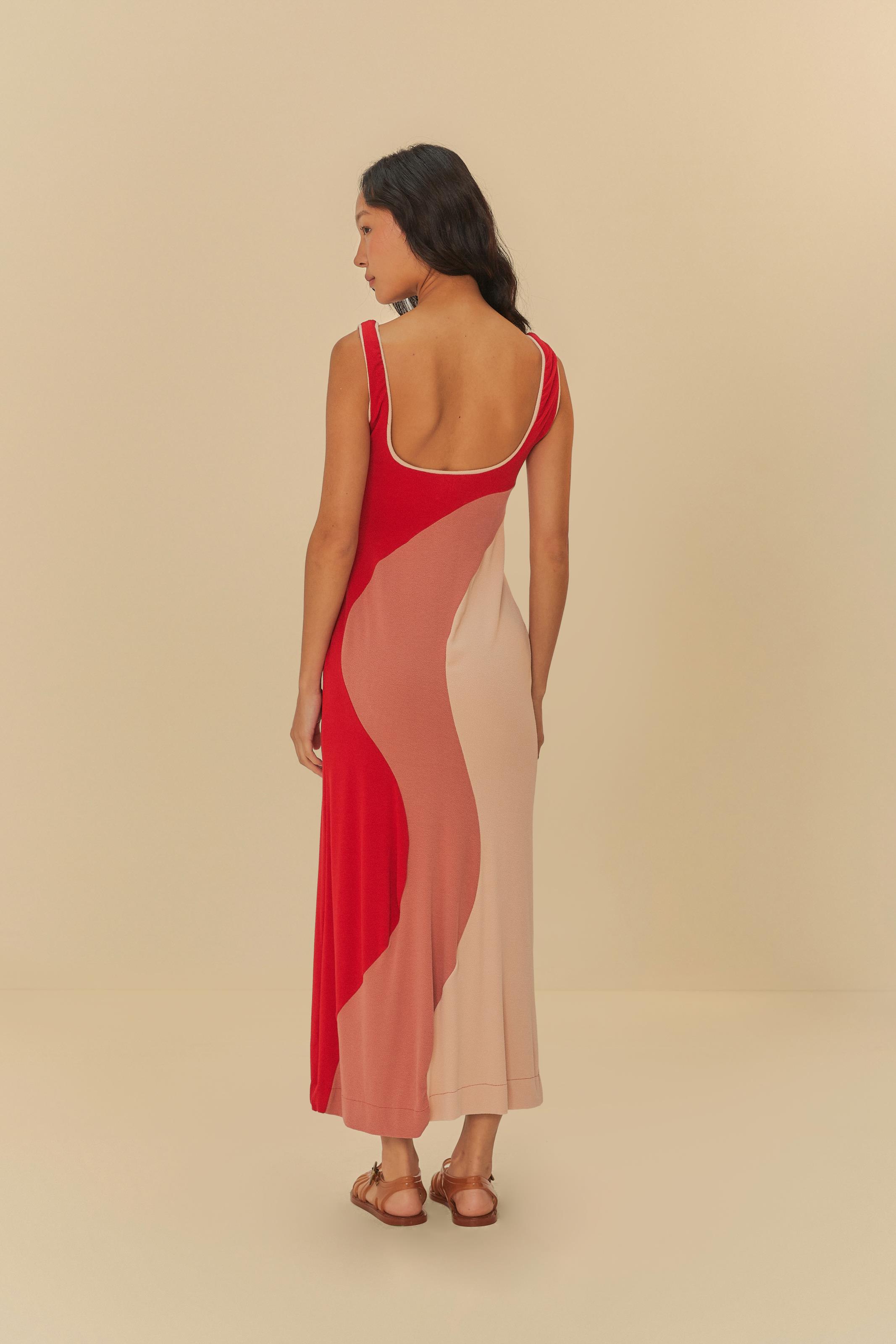 Vestido Recortes Patch Crepe