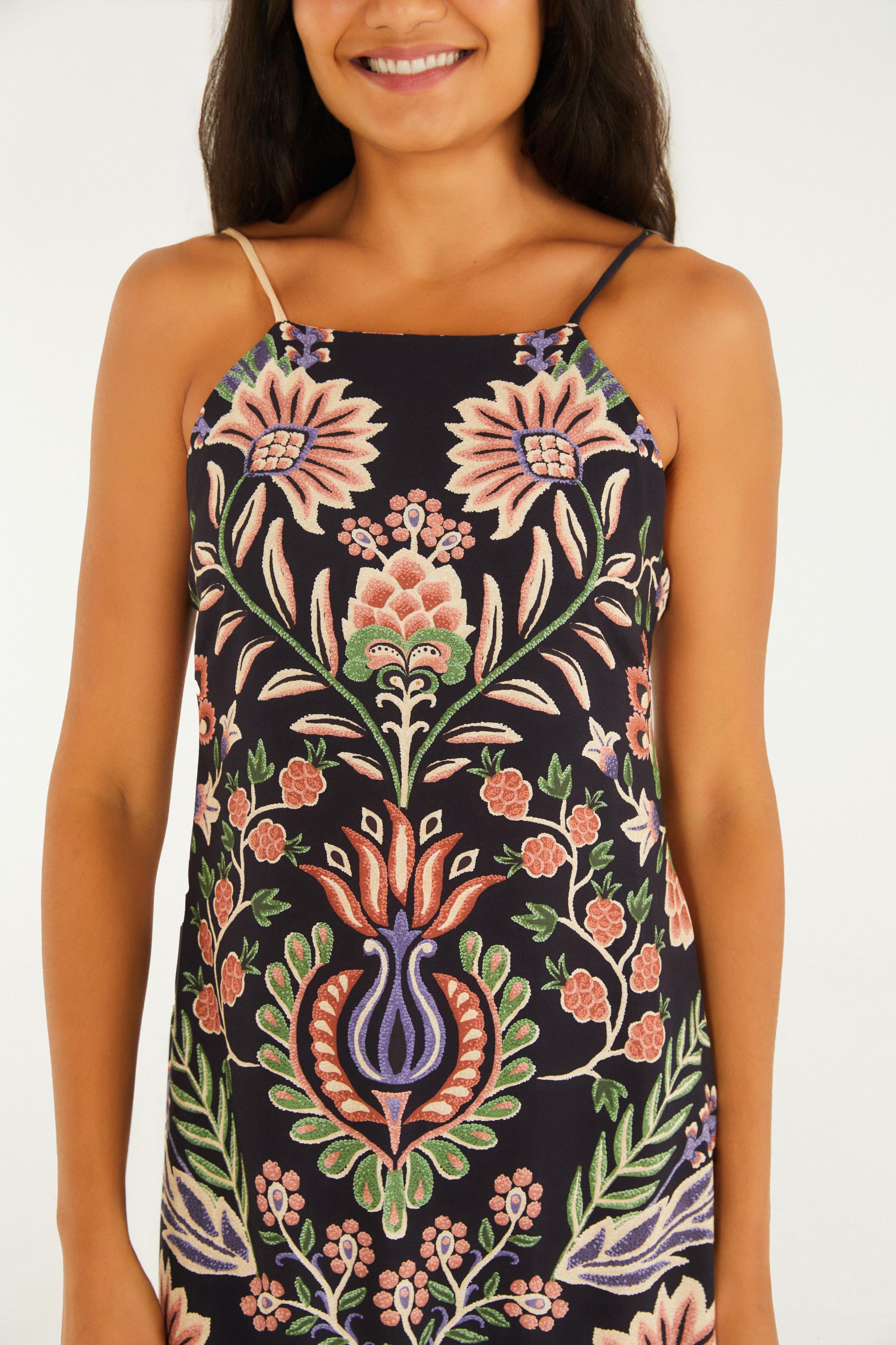 Vestido Cropped Estampado Jardim Maravilhoso