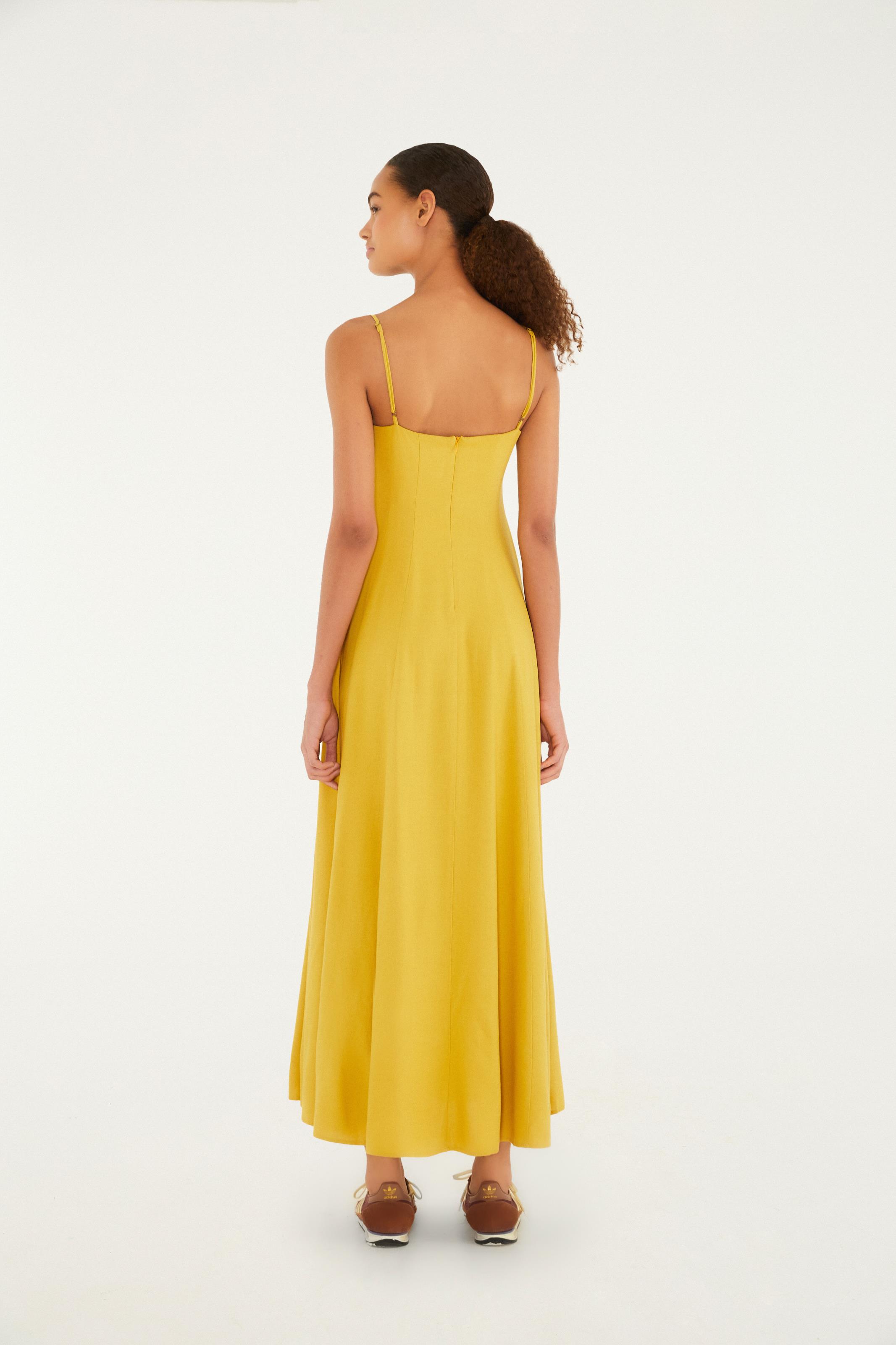 Vestido Alcinhas Recortes