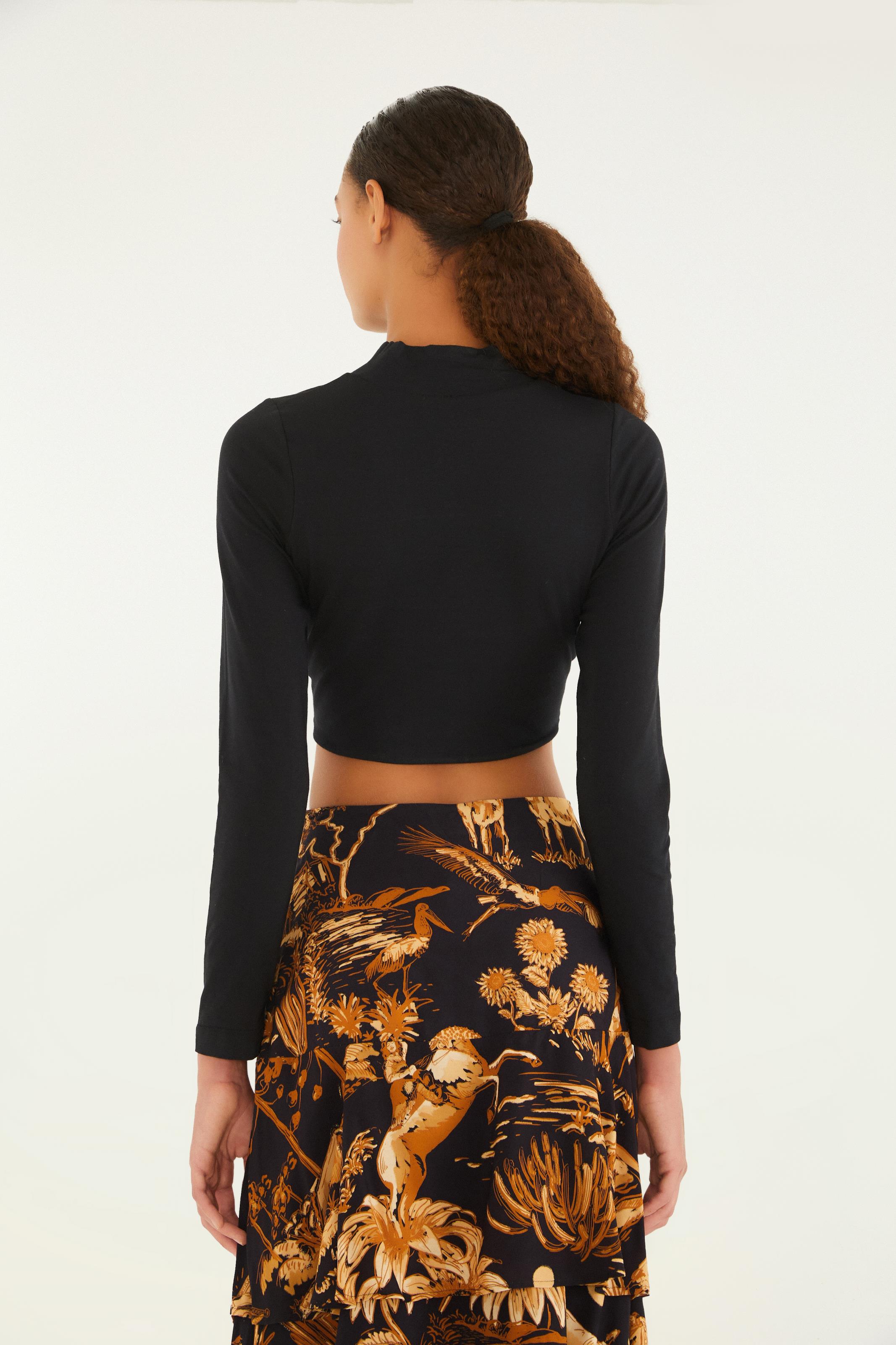 Blusa Cropped Gola