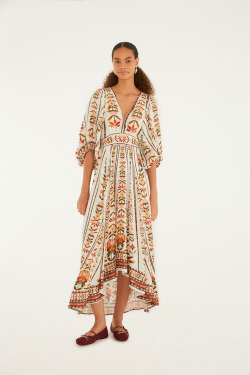 343936_52482_1-VESTIDO-LONGO-TAPETE-DE-COR