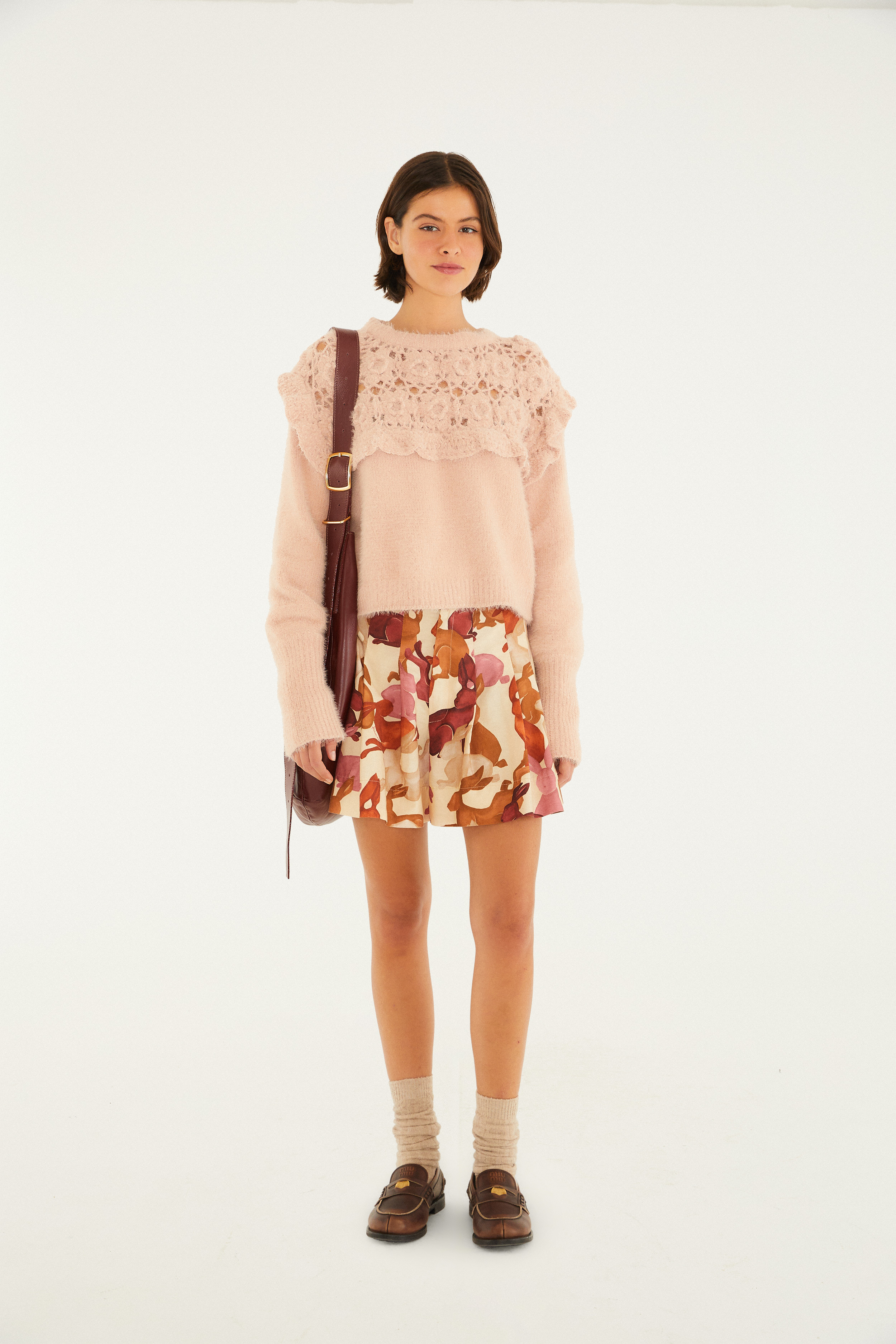 Short Pregas Estampado Coelhos