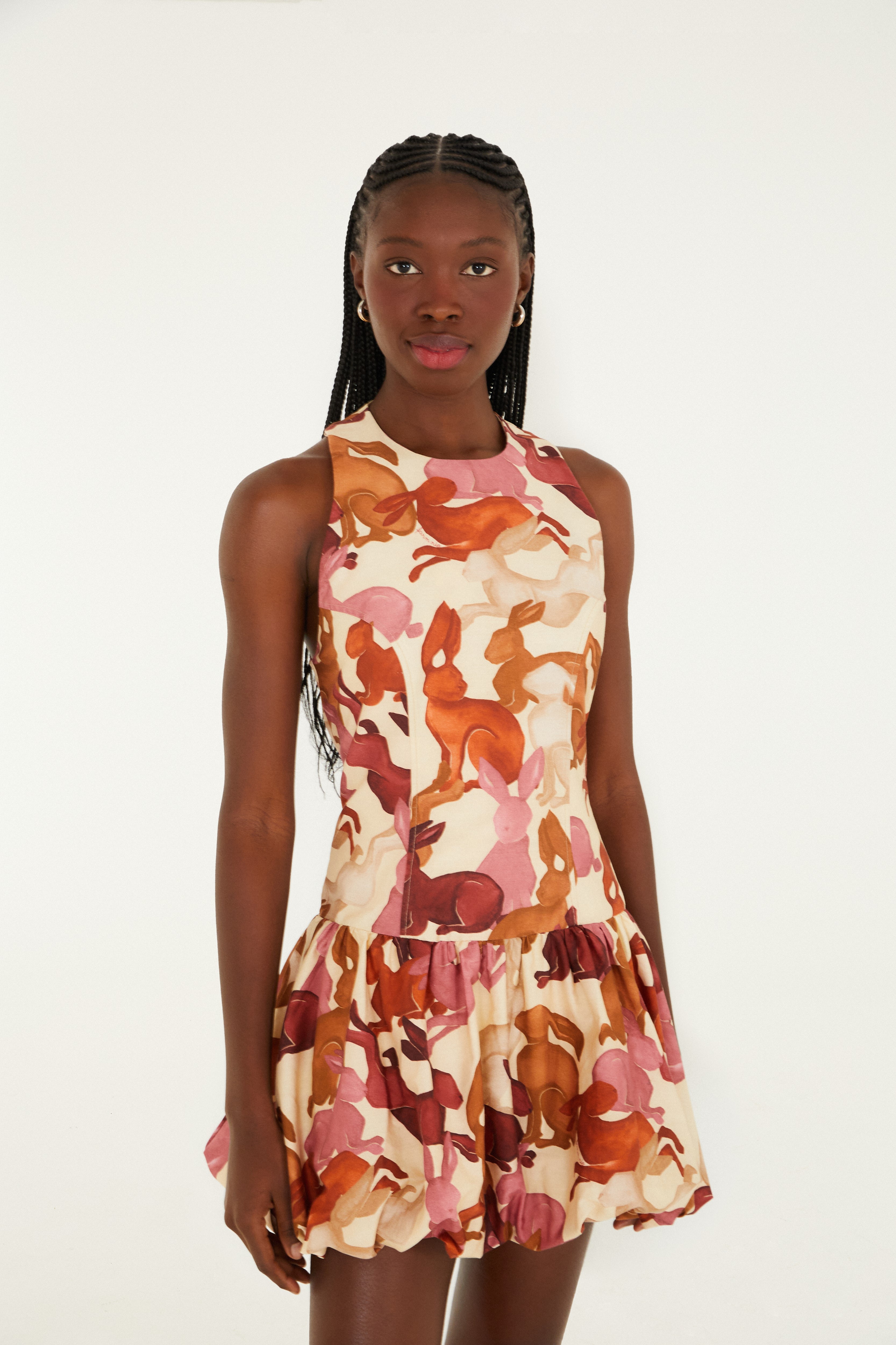 Vestido Curto Balonê Estampado Coelhos
