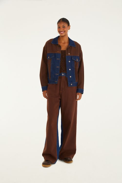 343907_0142_1-CALCA-JEANS-BICOLOR-COS-AJUSTAVEL-ALETA