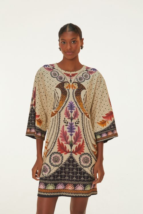 338049_50524_1-VESTIDO-T-SHIRT-TAPETE-DE-ARARA