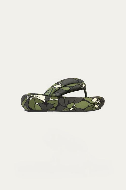 353043_0089_1-FLATFORM-KATITA-LISA