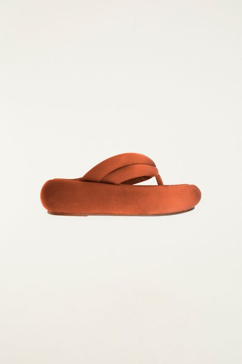 353043_2053_1-FLATFORM-KATITA-LISA