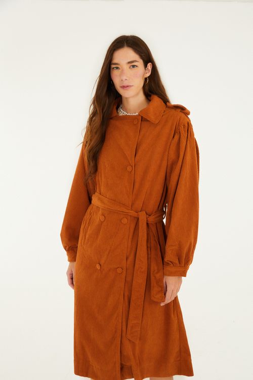 347688_5361_2-TRENCH-COAT-VELUDO-COTELE-MARROM