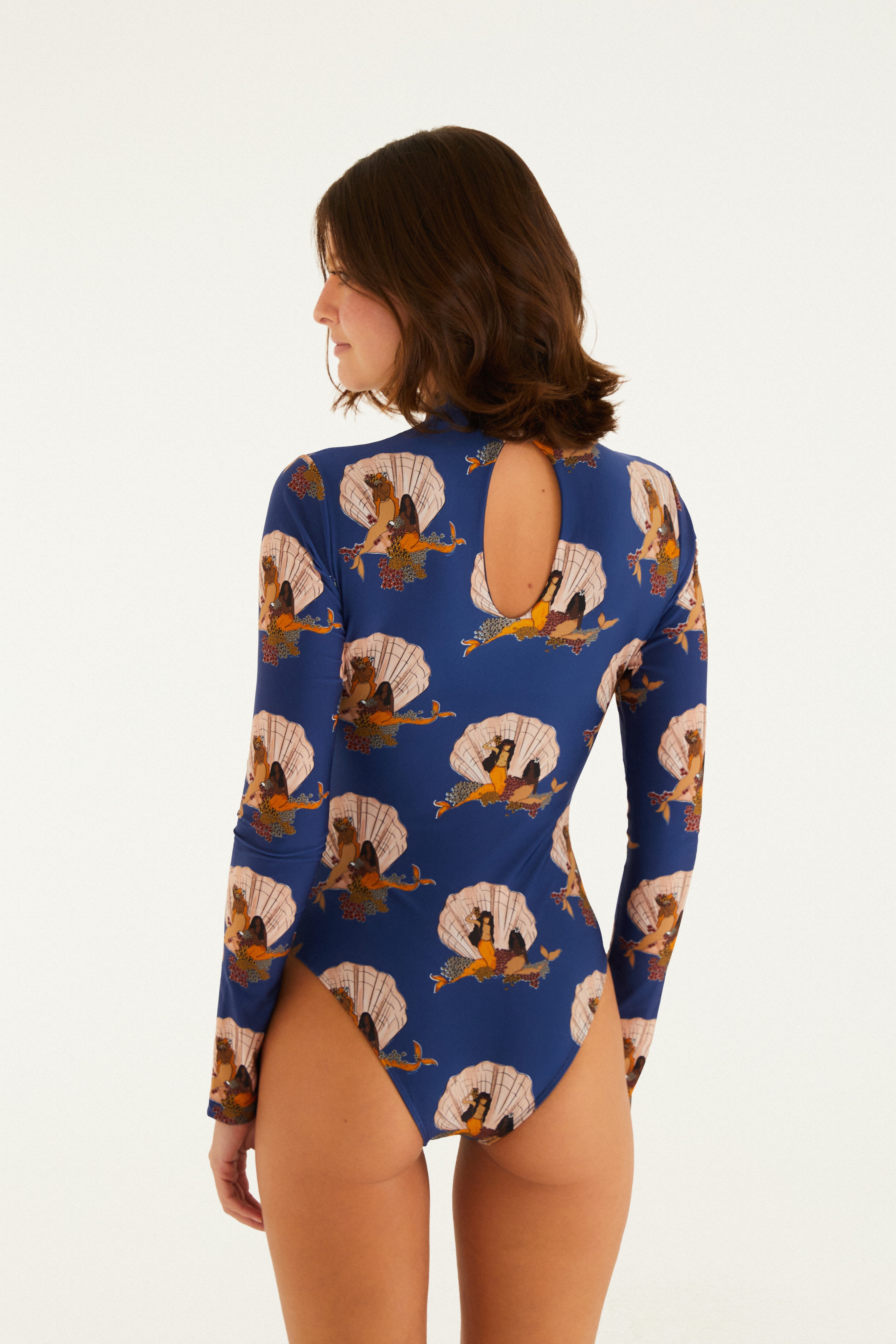 Maiô Manga Longa Estampado Sereia Concha