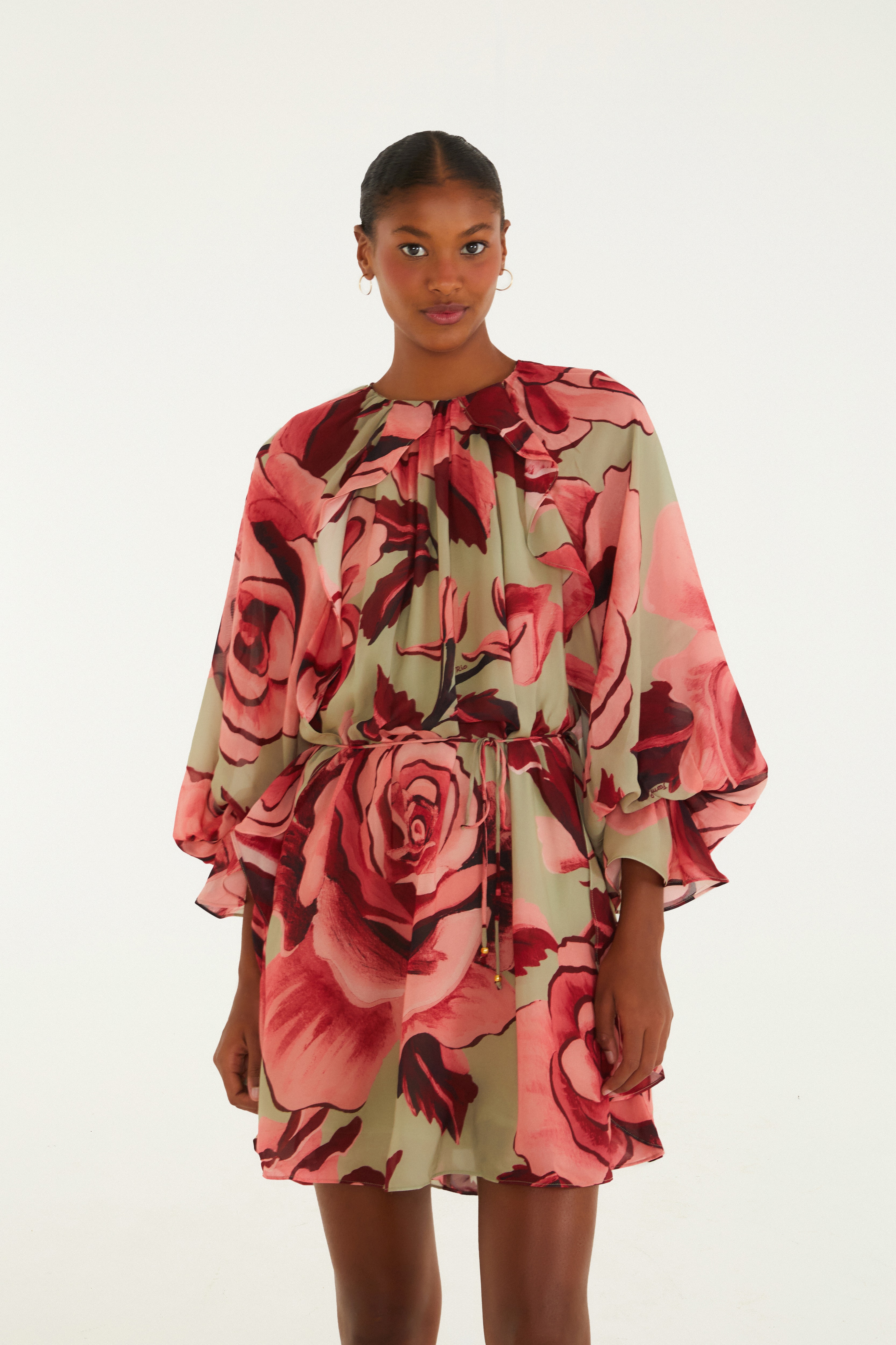 Vestido Curto Estampado Rosas Pintadas