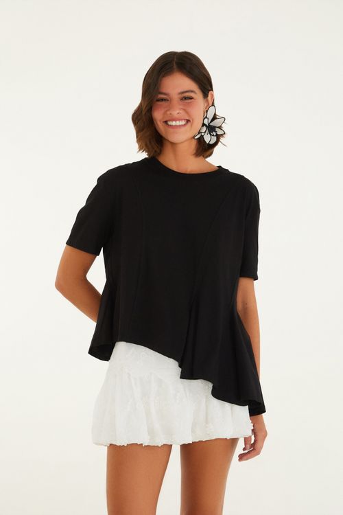 347707_0013_1-TSHIRT-RECORTES-ASSIMETRICOS