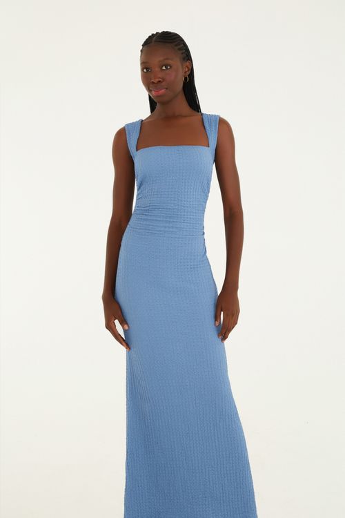 347940_11099_2-VESTIDO-MIDI-ALCA-TORCIDA-TEXTURA