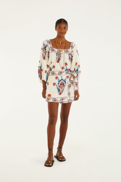 351668_52687_1-SHORT-SAIA-INDRA