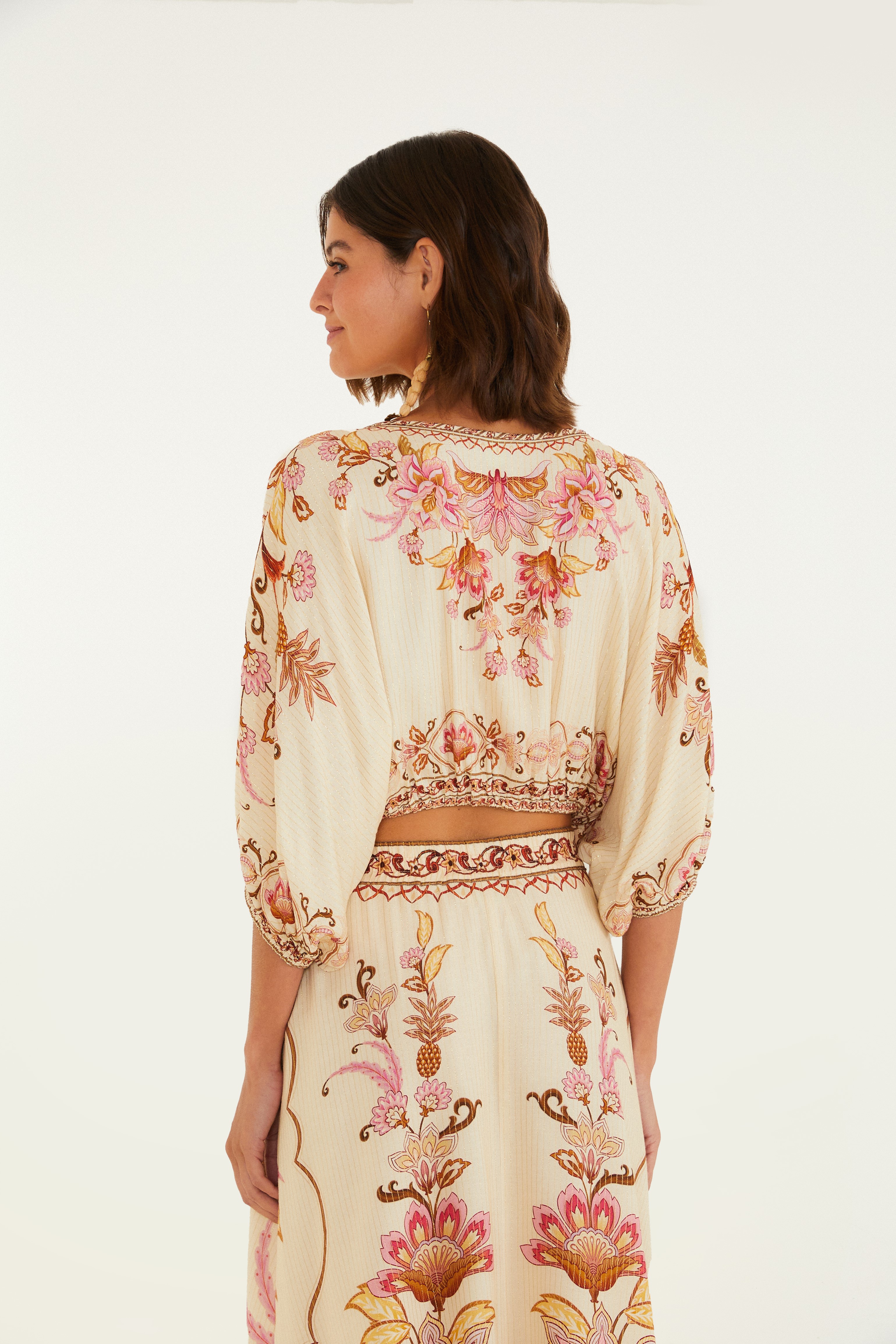 Blusa Cropped Estampada Jardim Majestoso