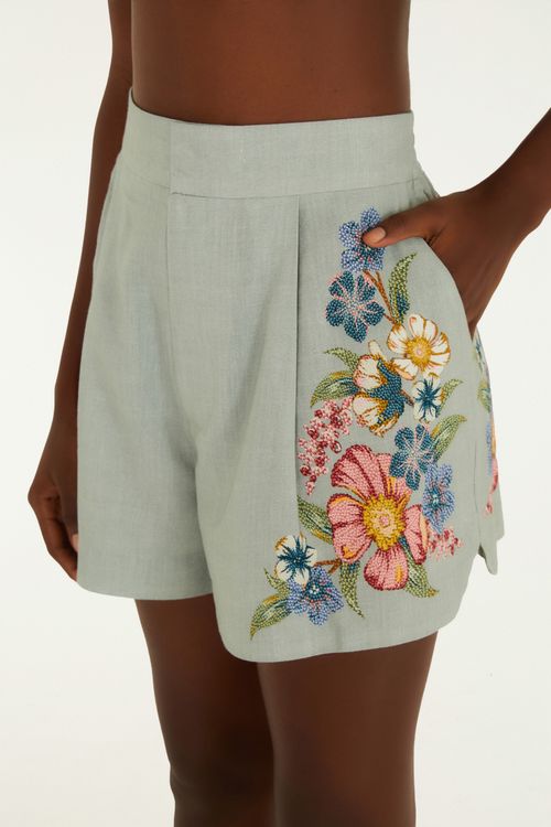 345212_52719_2-SHORT-MAIRA