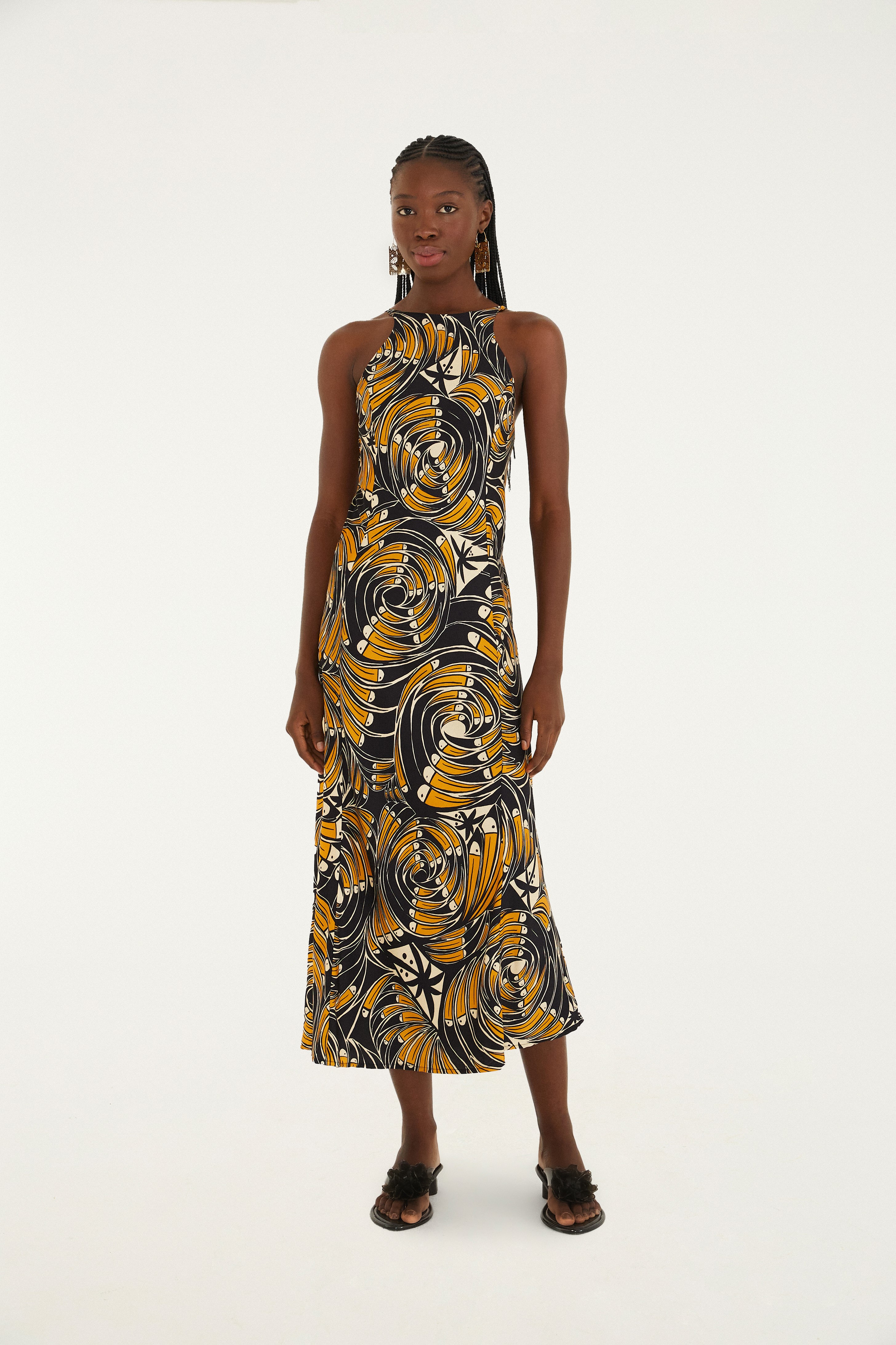Vestido Cropped Frente Única Estampado Leque De Tucanos