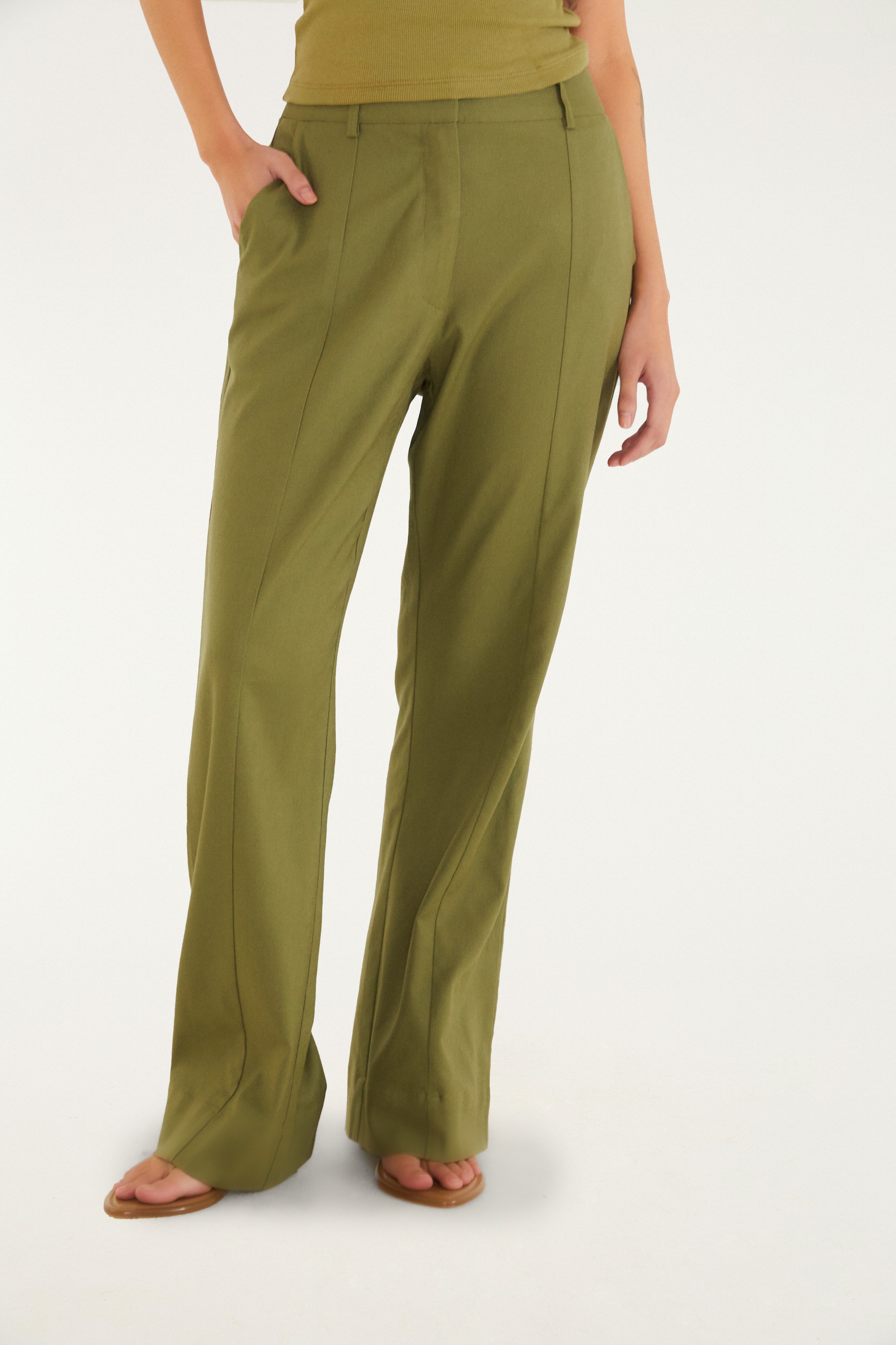 Calça Alfaiataria Flare