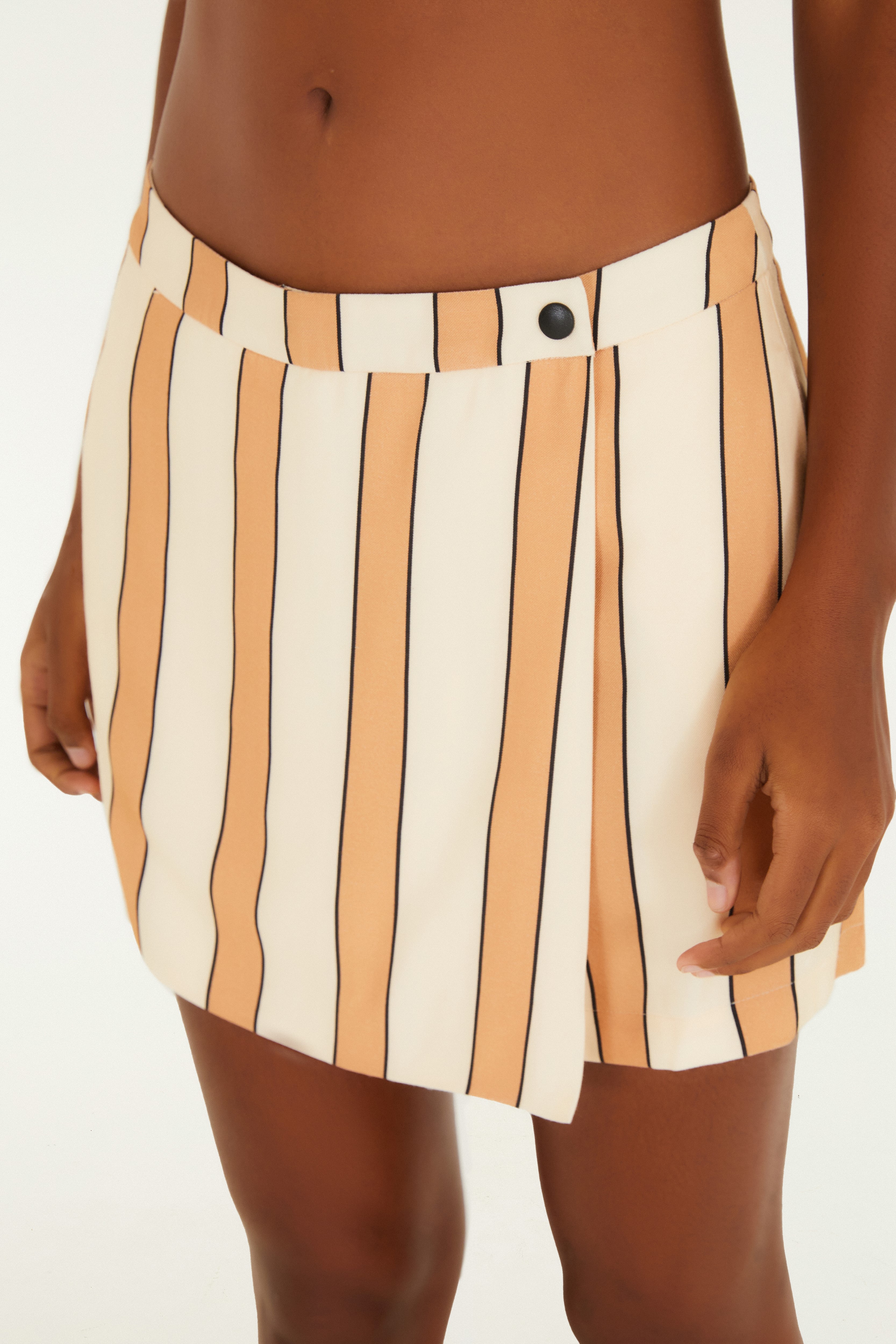 Short Saia Listras Lene