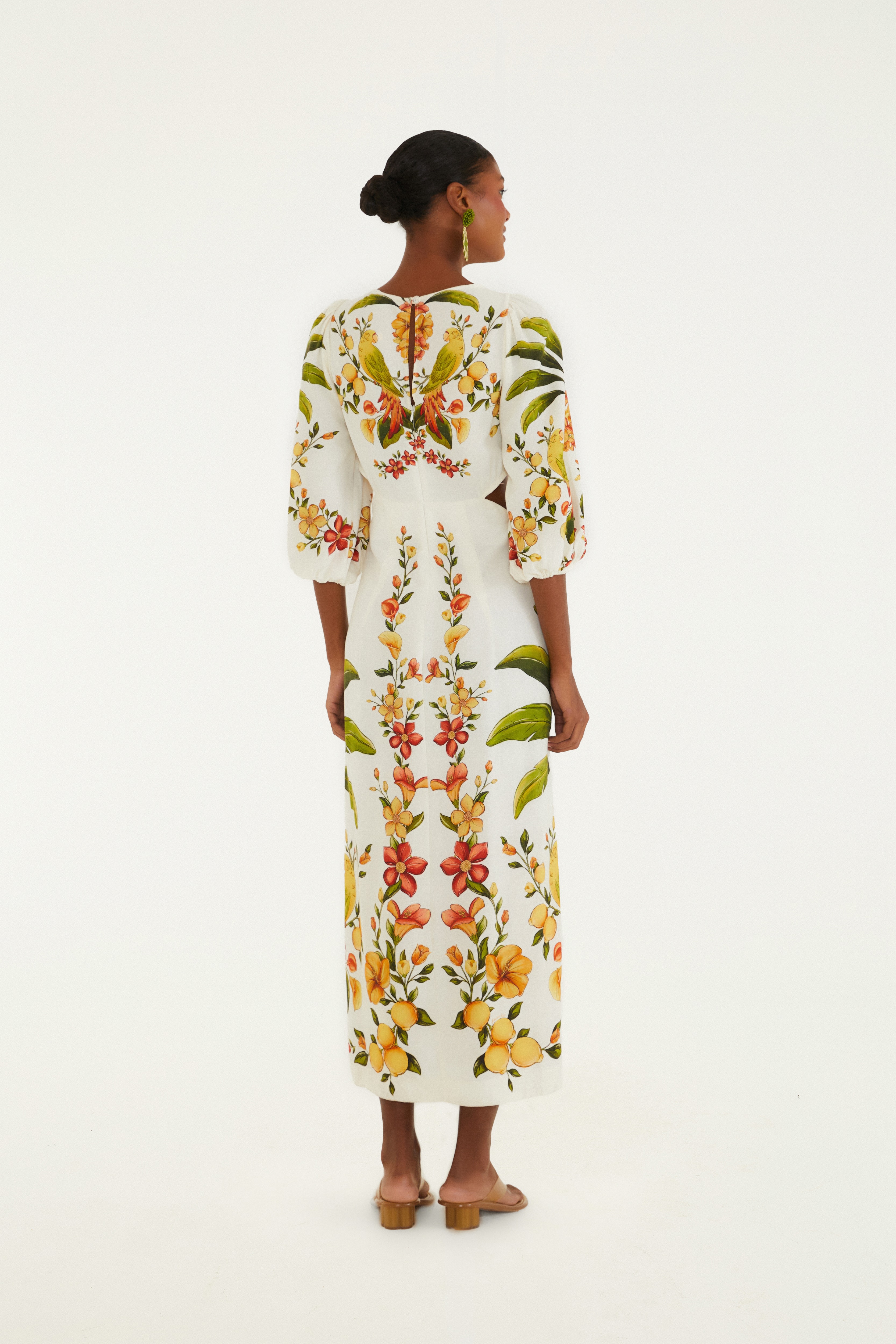 Vestido Cropped Estampado Bosque Chic