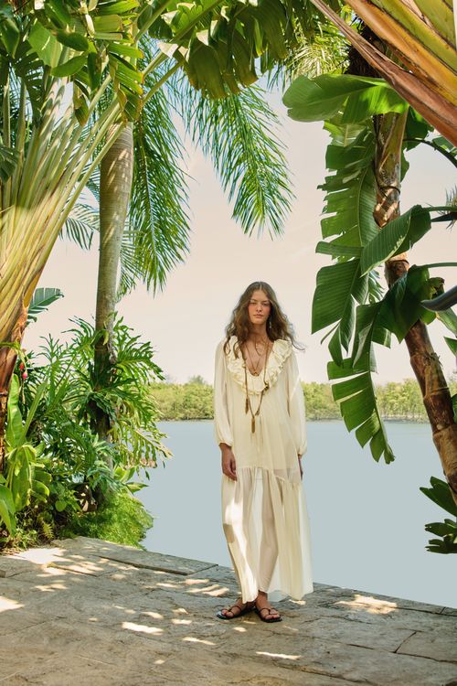 349960_04346_1-VESTIDO-BABADO-MANGAS