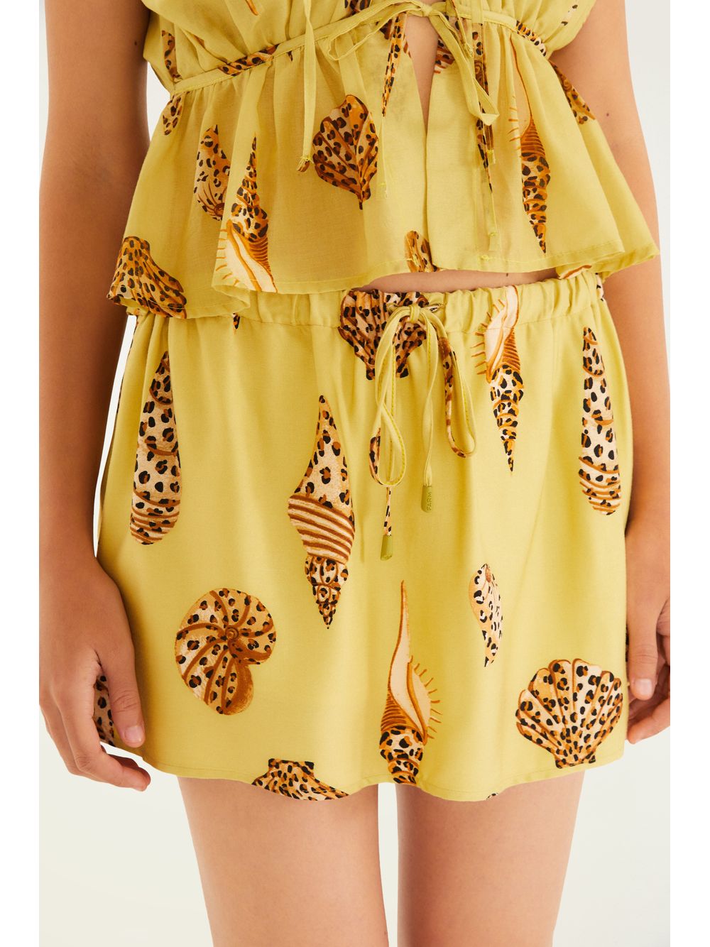 Farm — Short Saia Concha Pintada