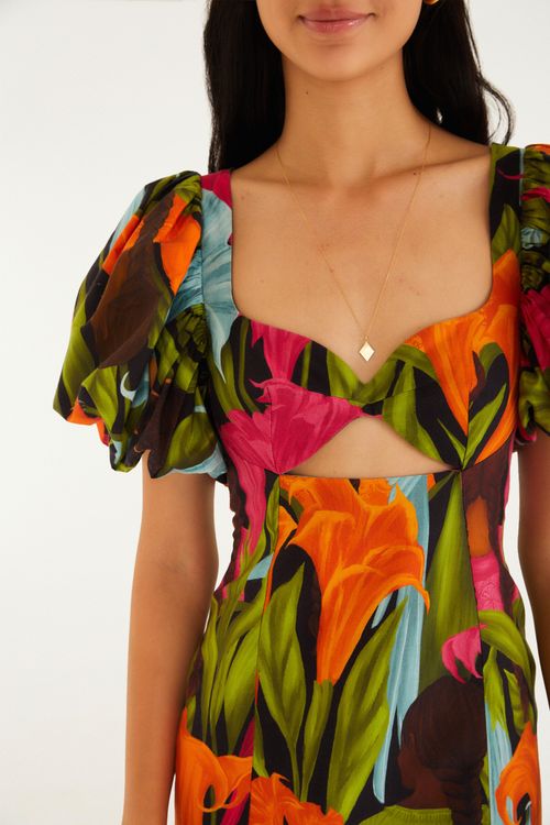 351375_53882_2-VESTIDO-CURTO-MANGA-MUJERES-Y-FLORES