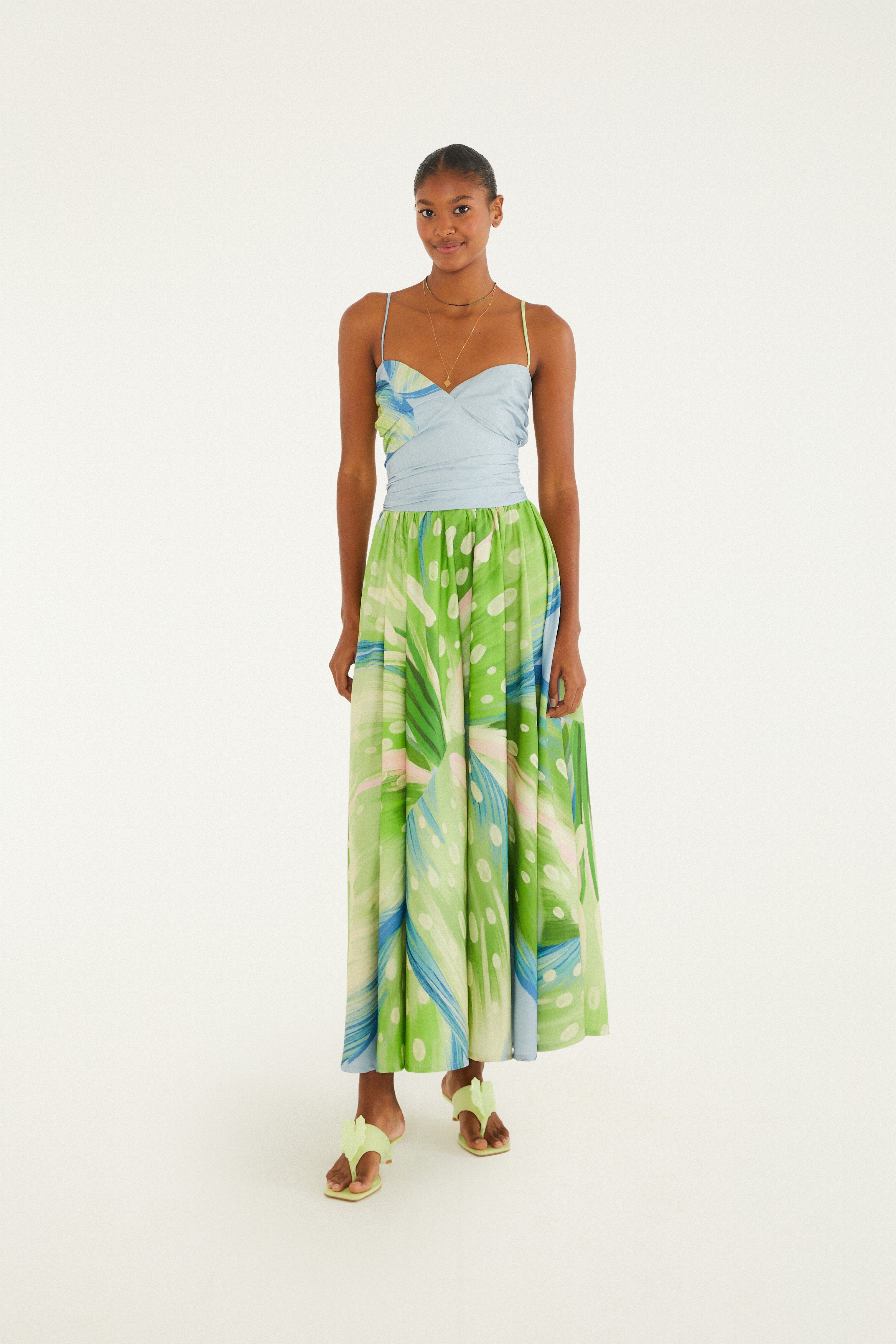 Vestido Estampado Lírio Tropical