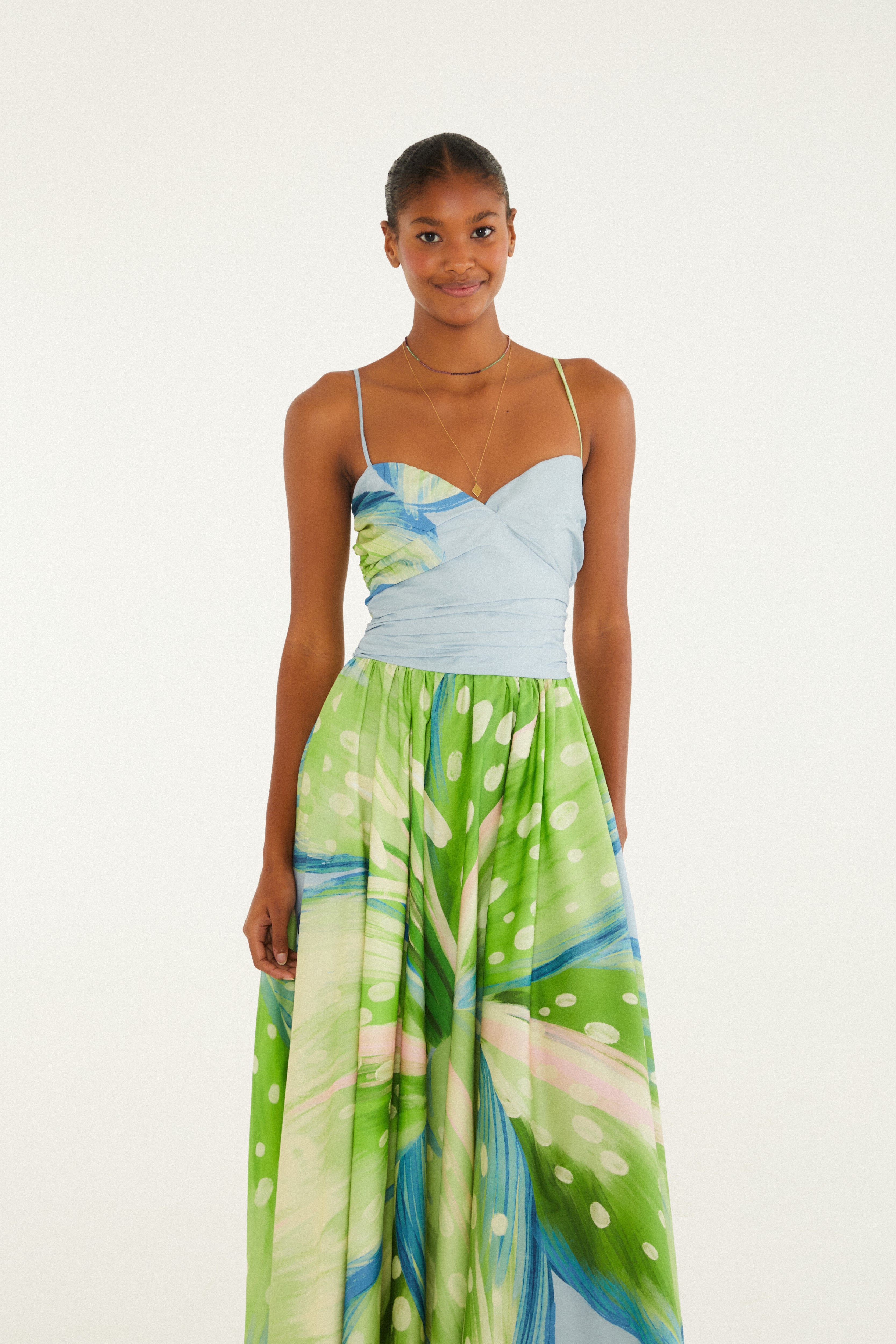 Vestido Estampado Lírio Tropical