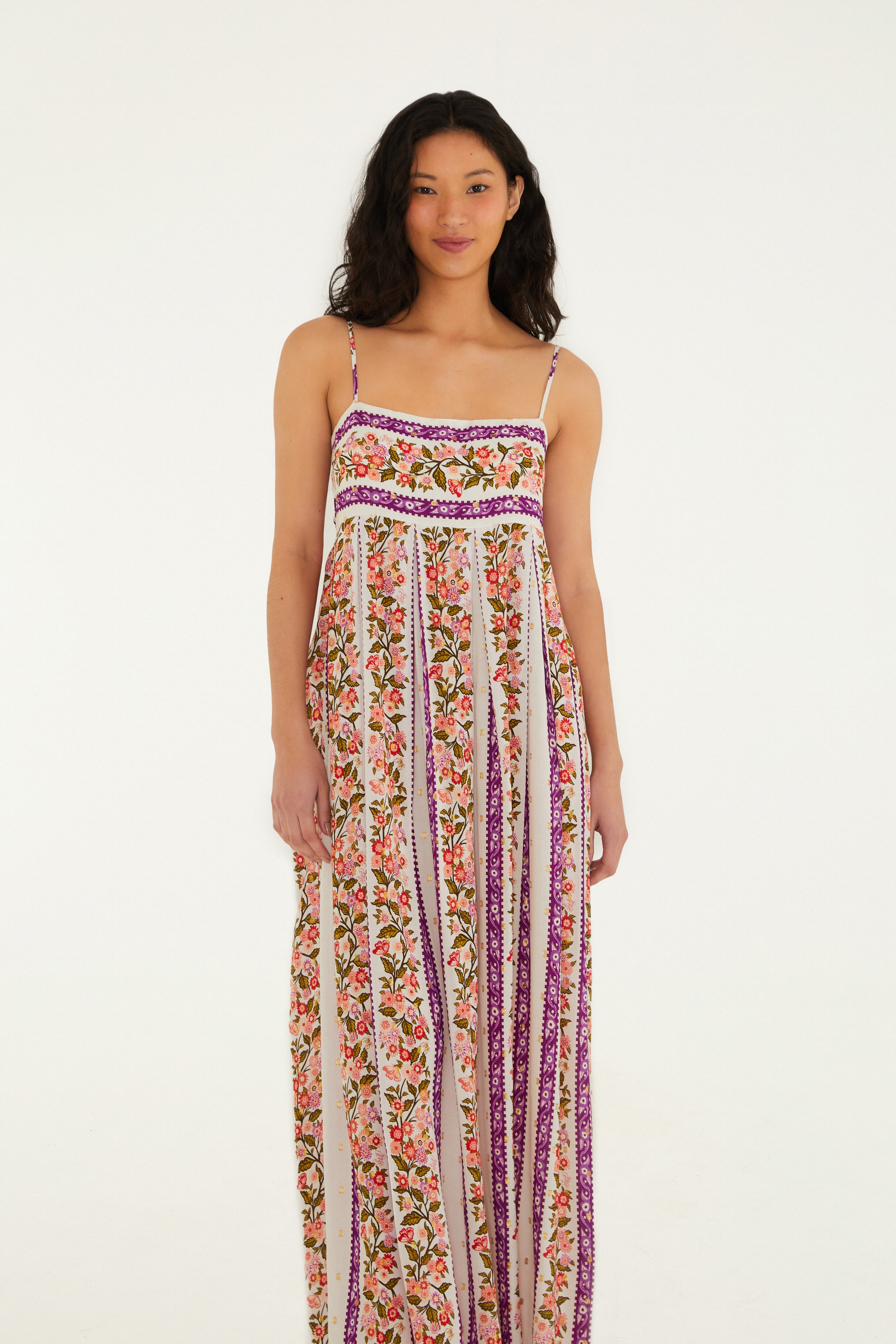 Vestido Cropped Beleza Romântica