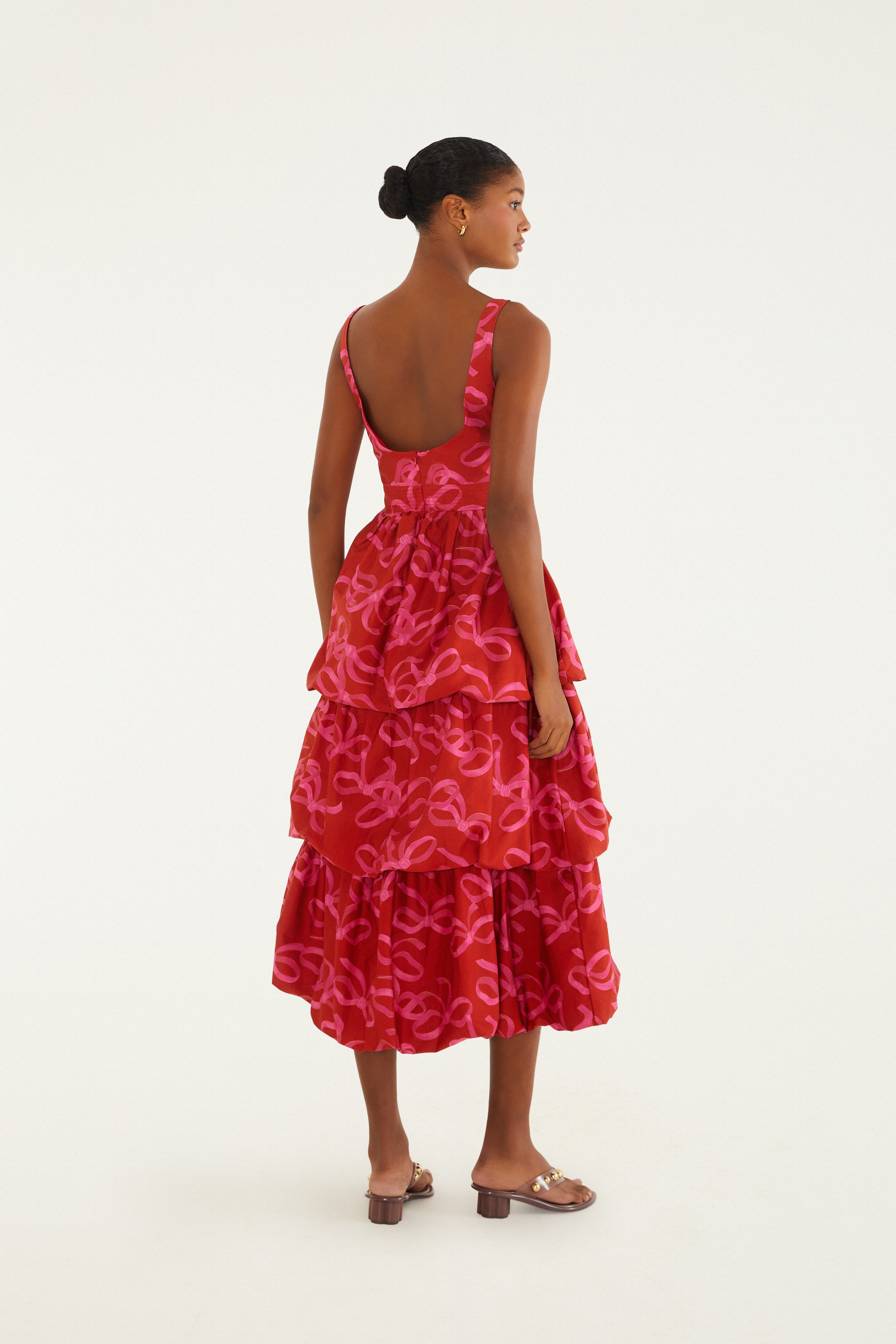 Vestido Camadas Balonê Laços