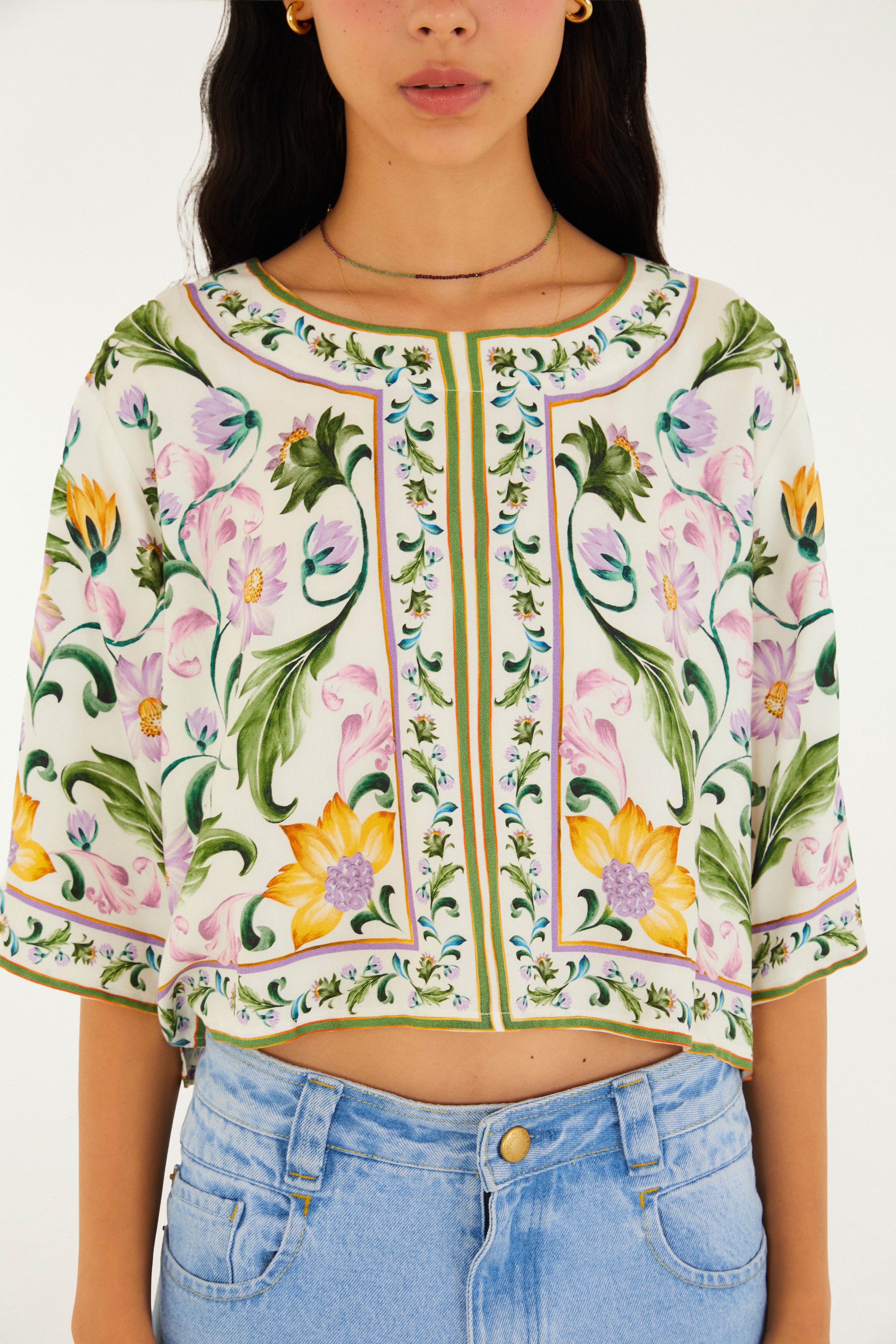 T-Shirt Cropped Estampada Azulejaria