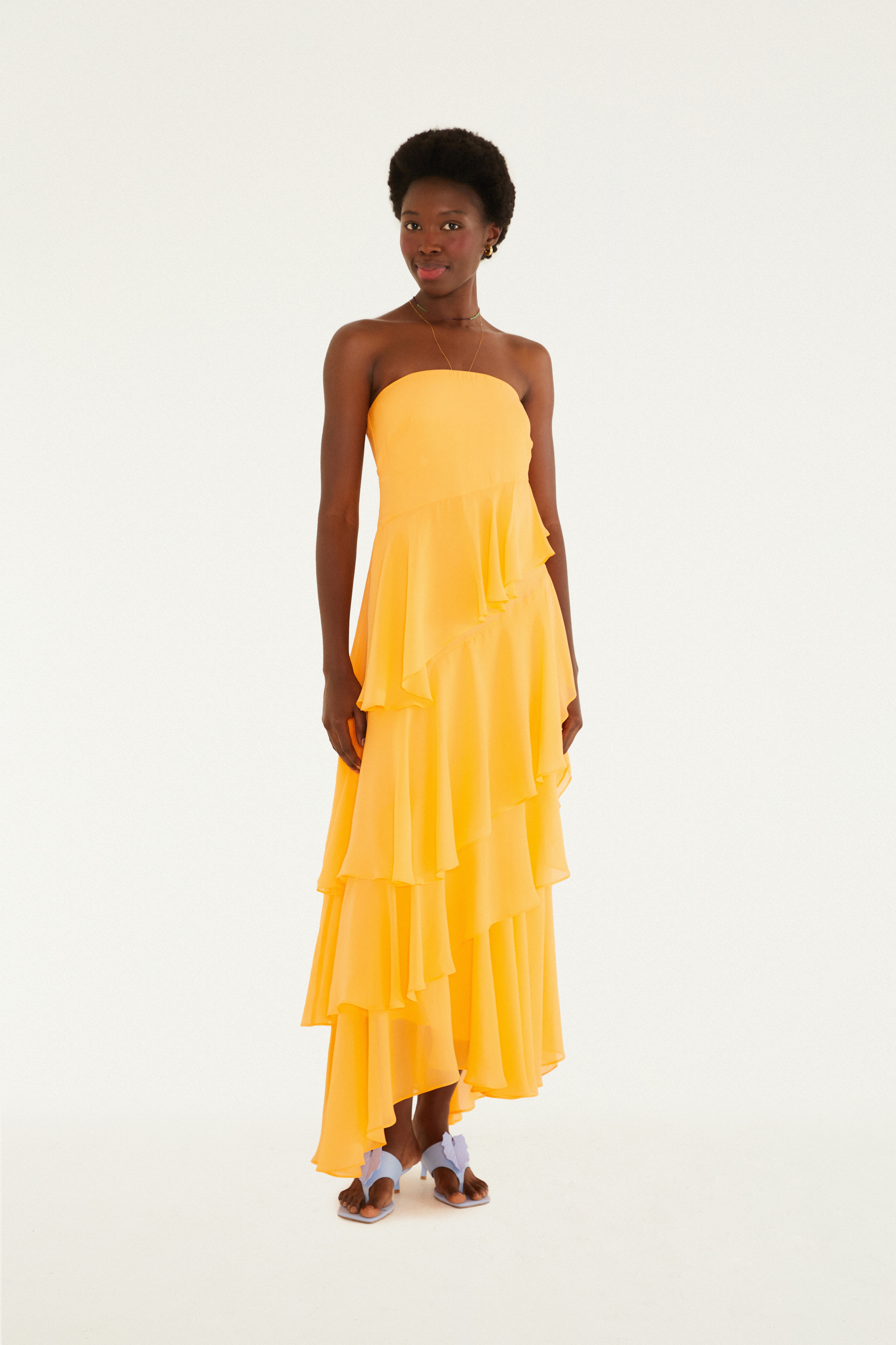 Vestido Sem Alça Babados Irregular