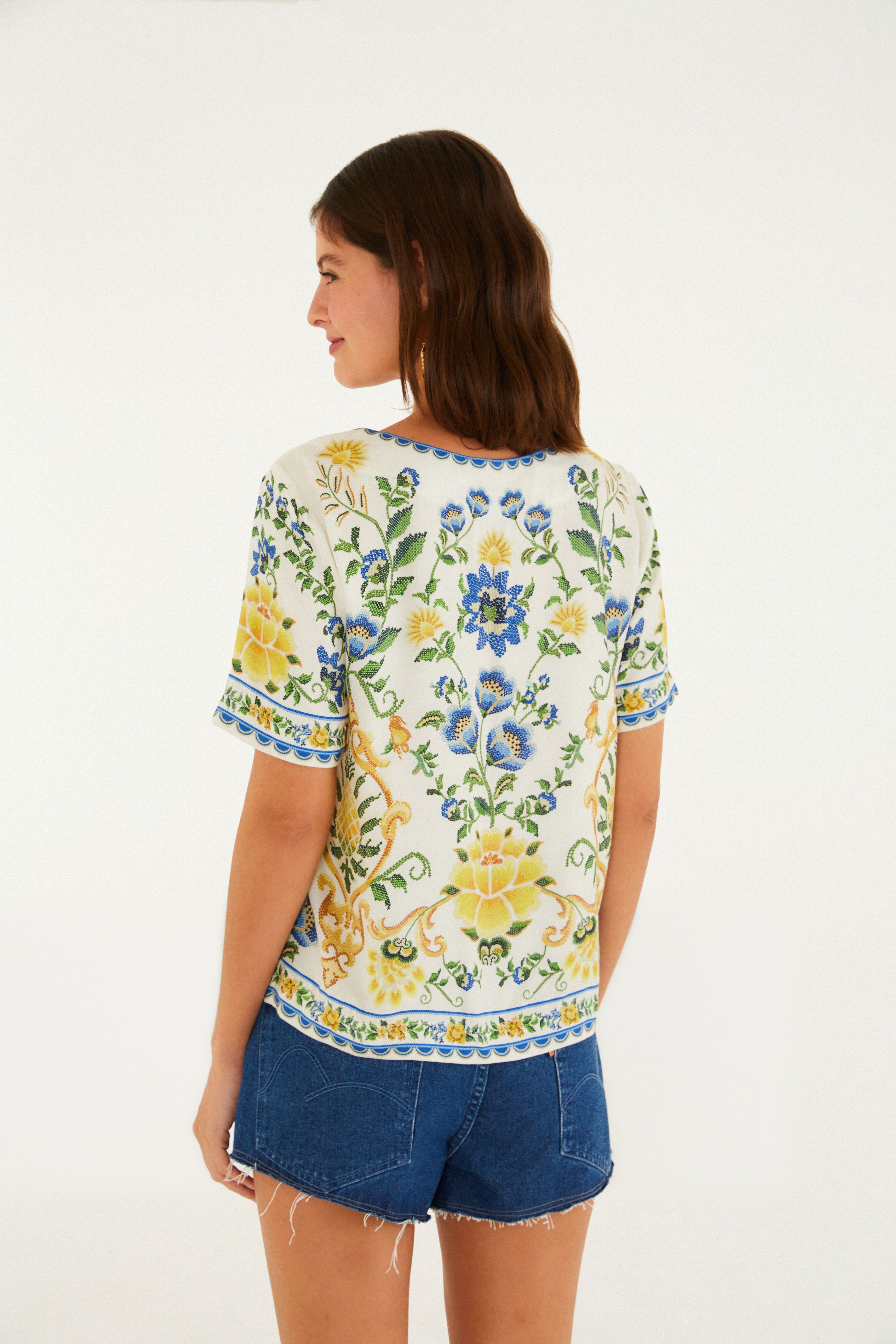 T-Shirt Estampada Floral Emília