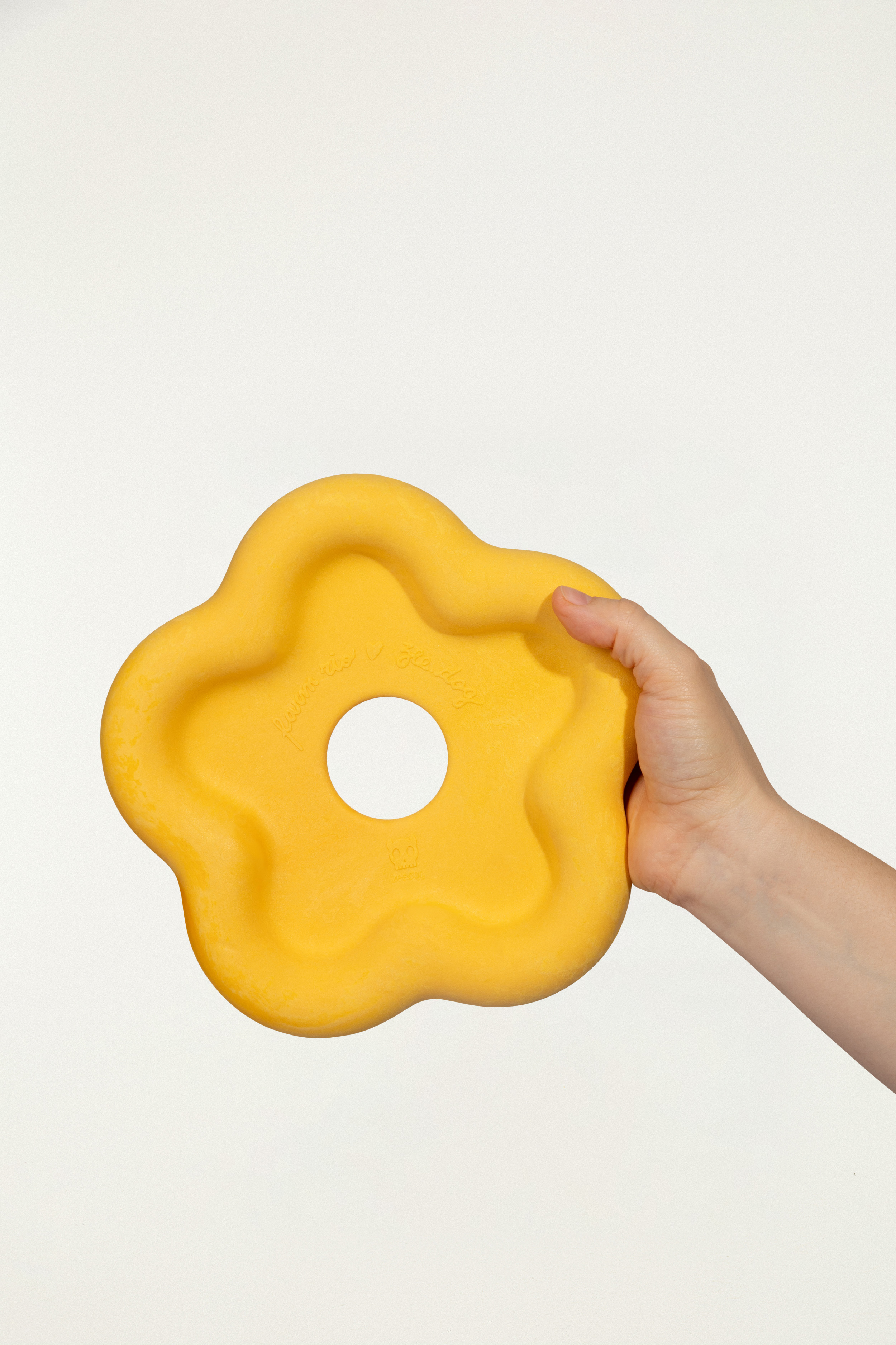 355301_49014_4-FRISBEE-TOY-FARM-ZEEDOG-AMARELO