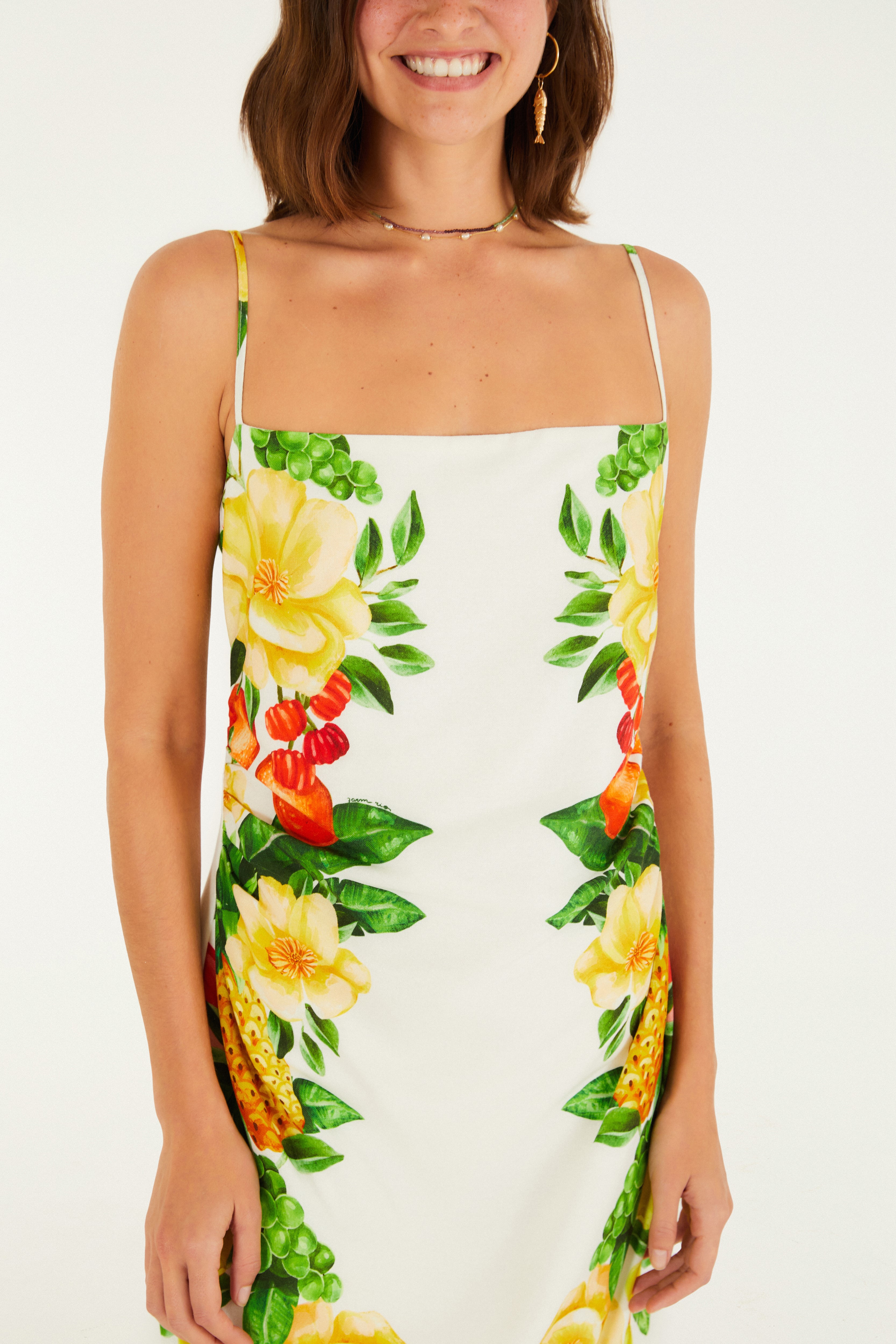 Vestido Curto Estampado Floral Picnic