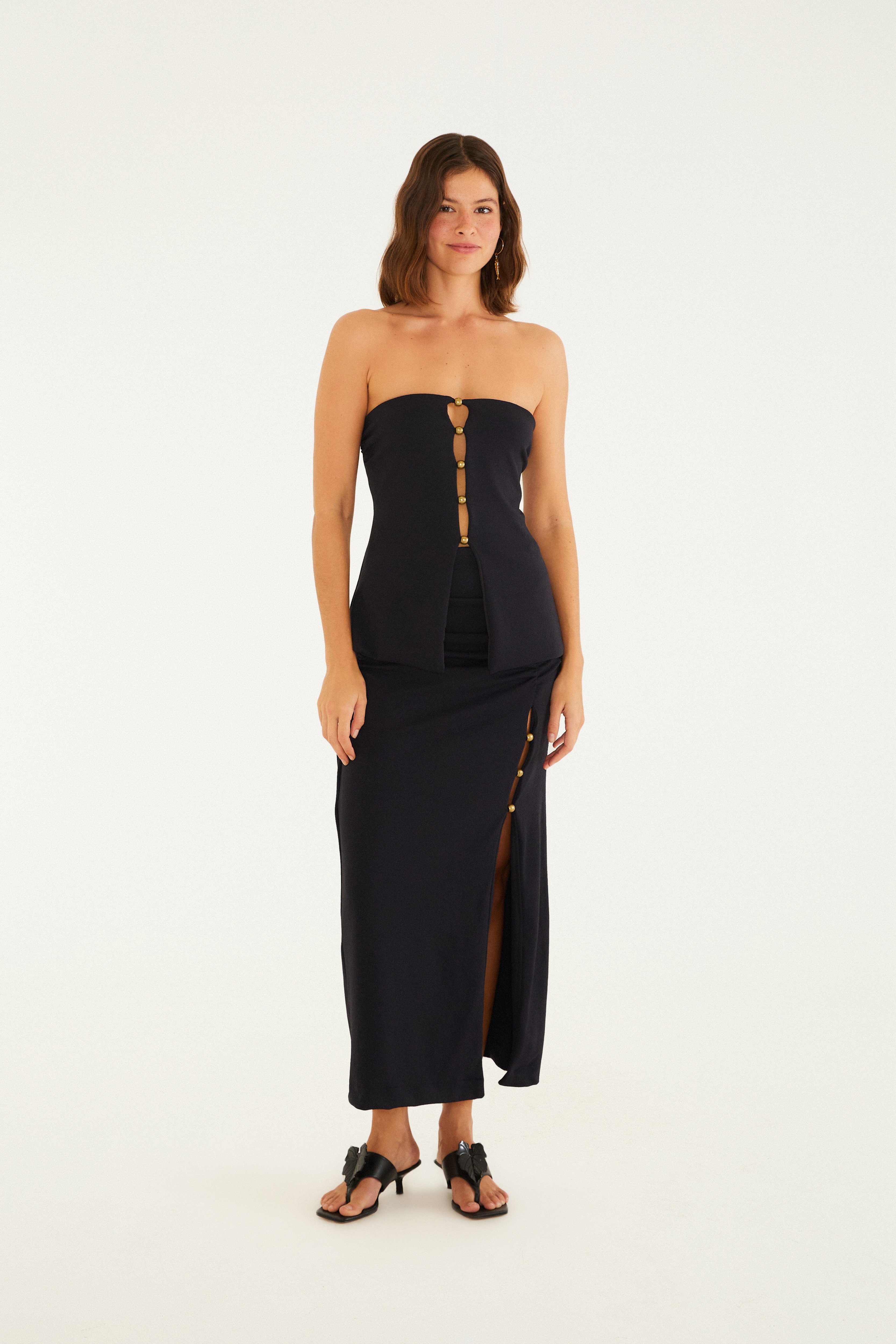 Saia Cropped