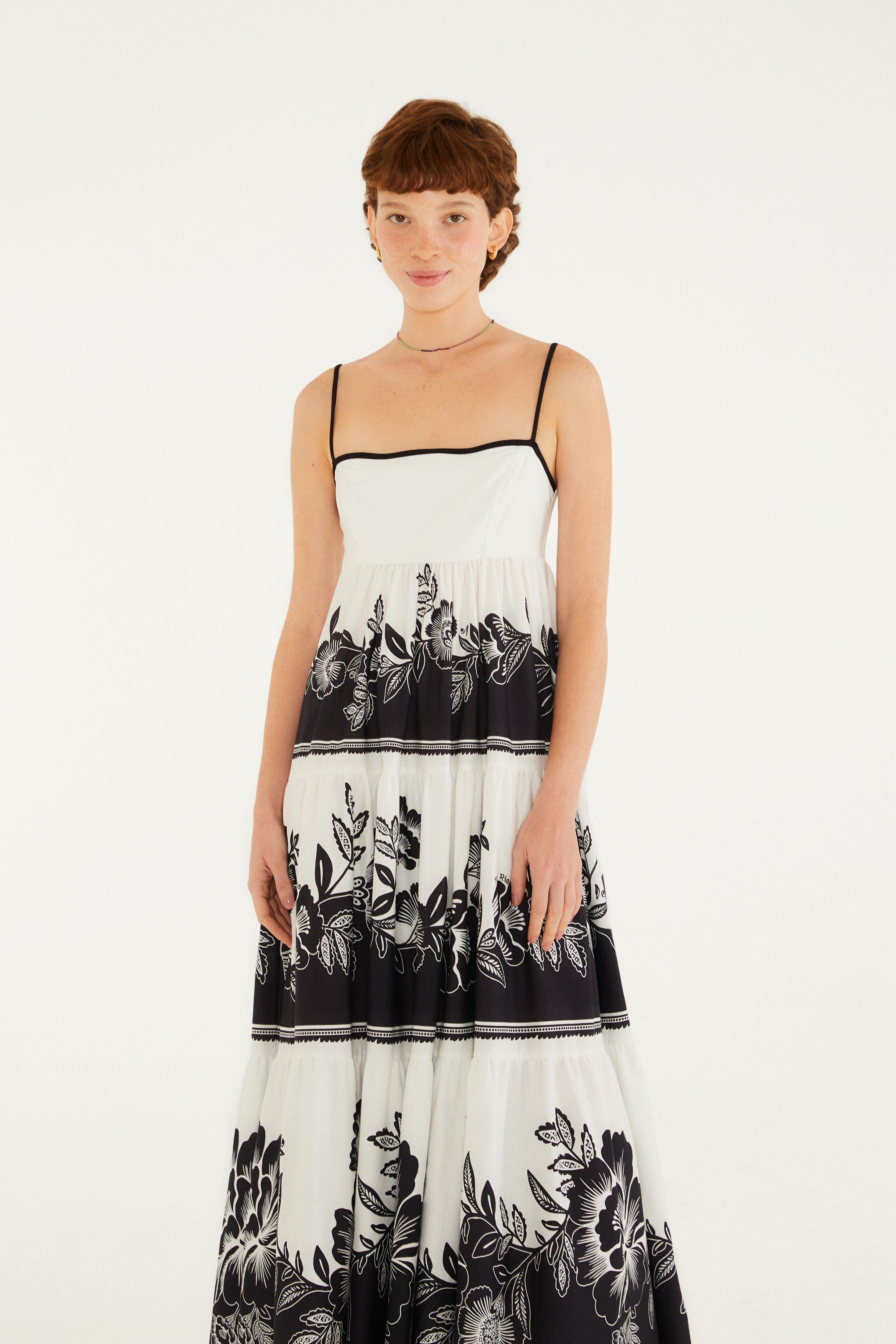 Vestido Midi Estampado Jardim Romance