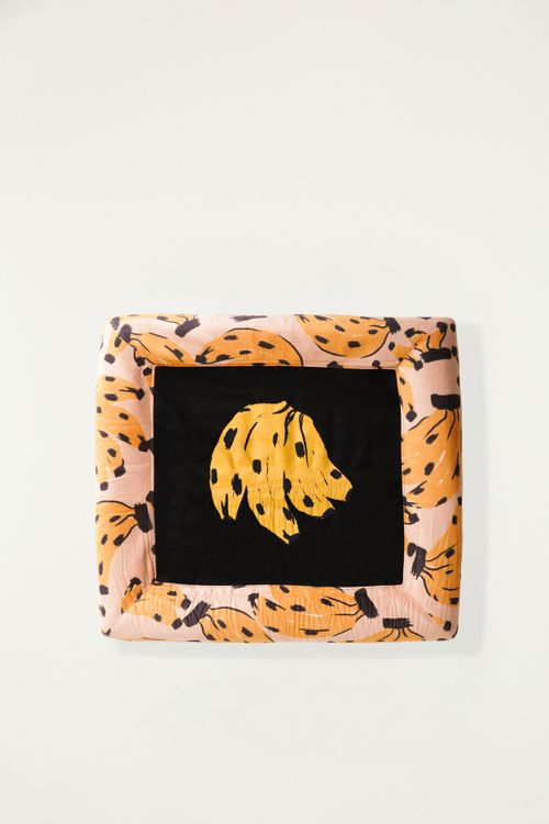 355282_7895_1-CAMA-P-FARM-ZEEDOG-BANANAS